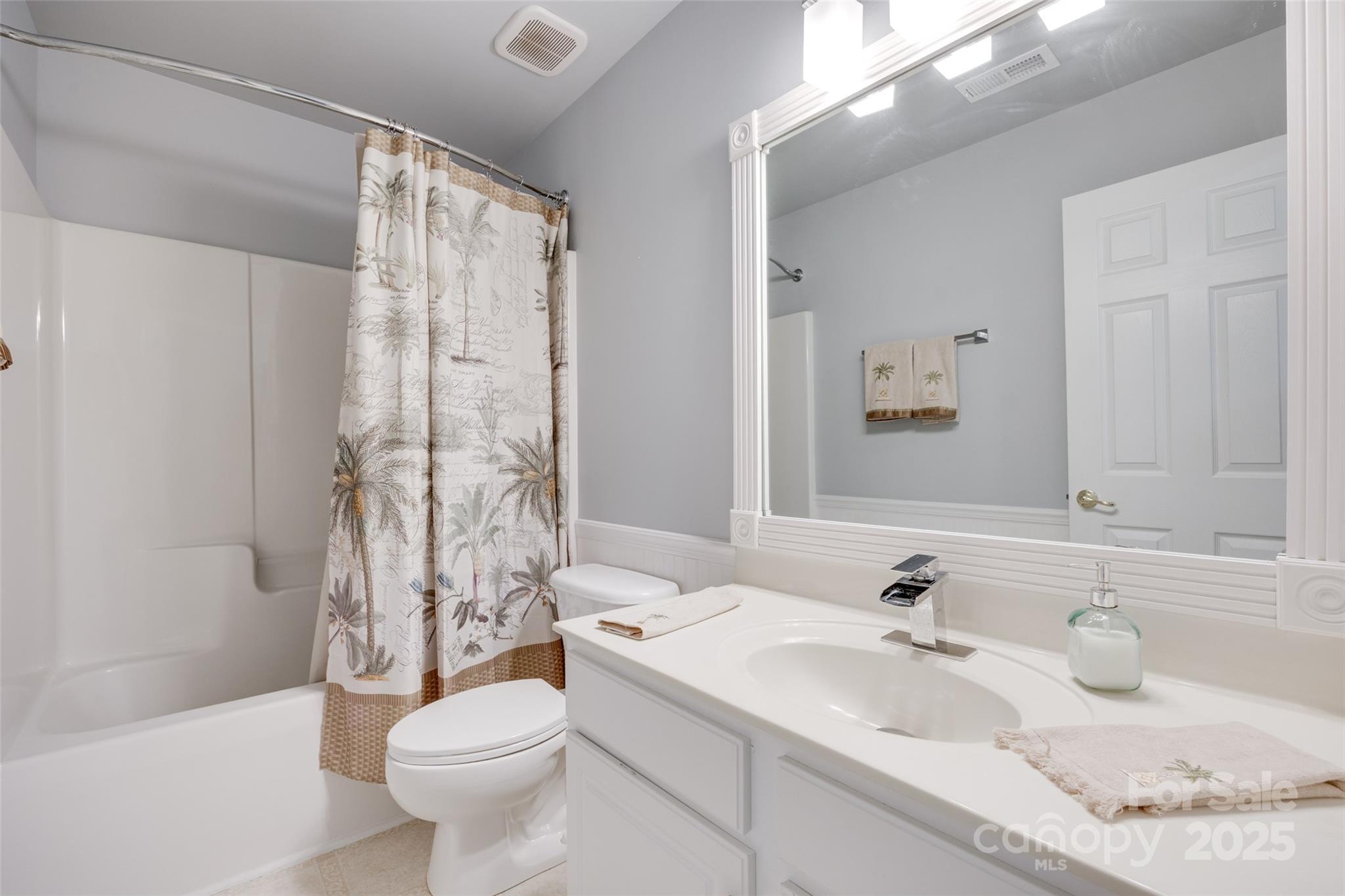 3725 Leela Palace Way Property Photo 26