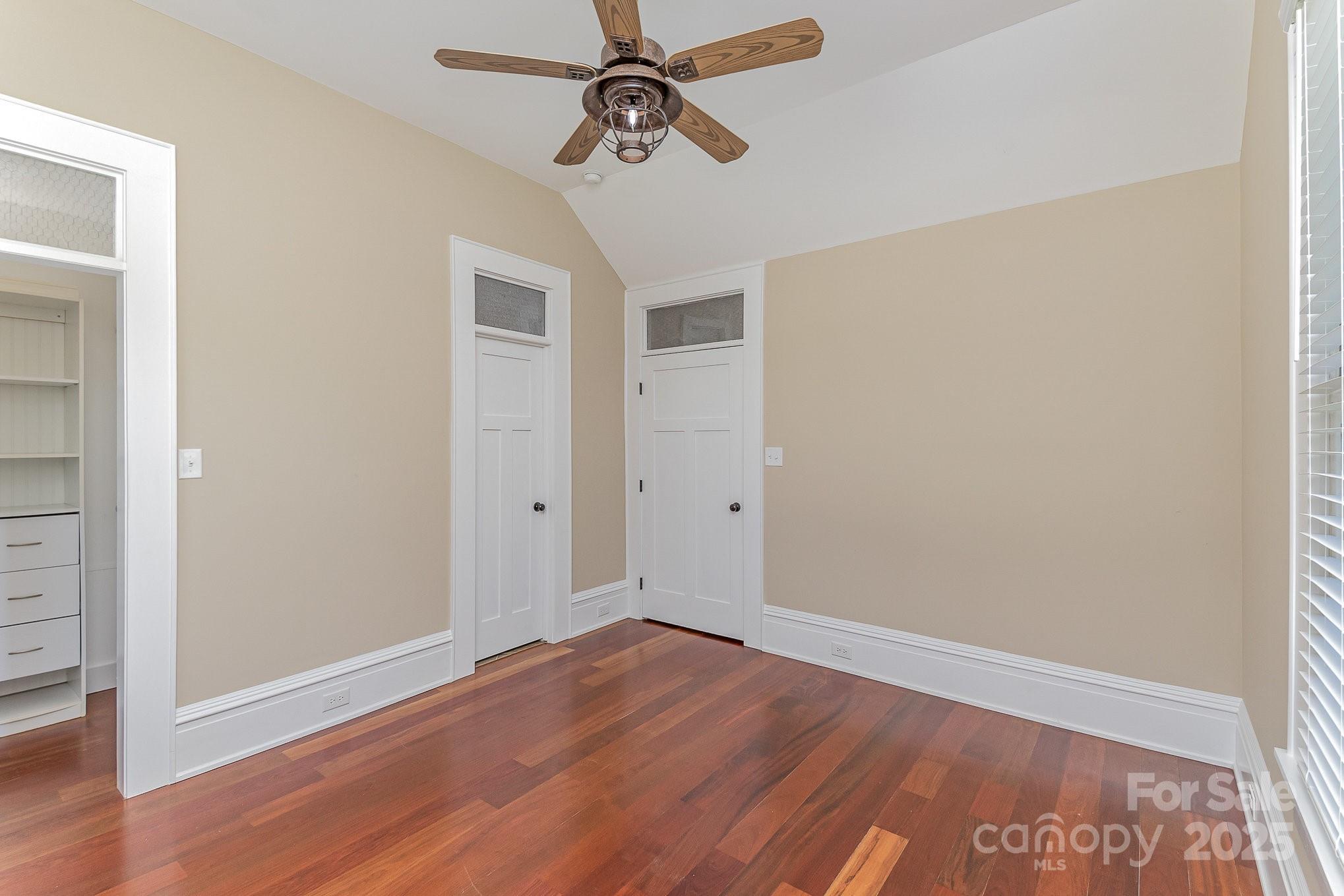 135 Waycross Drive Property Photo 18