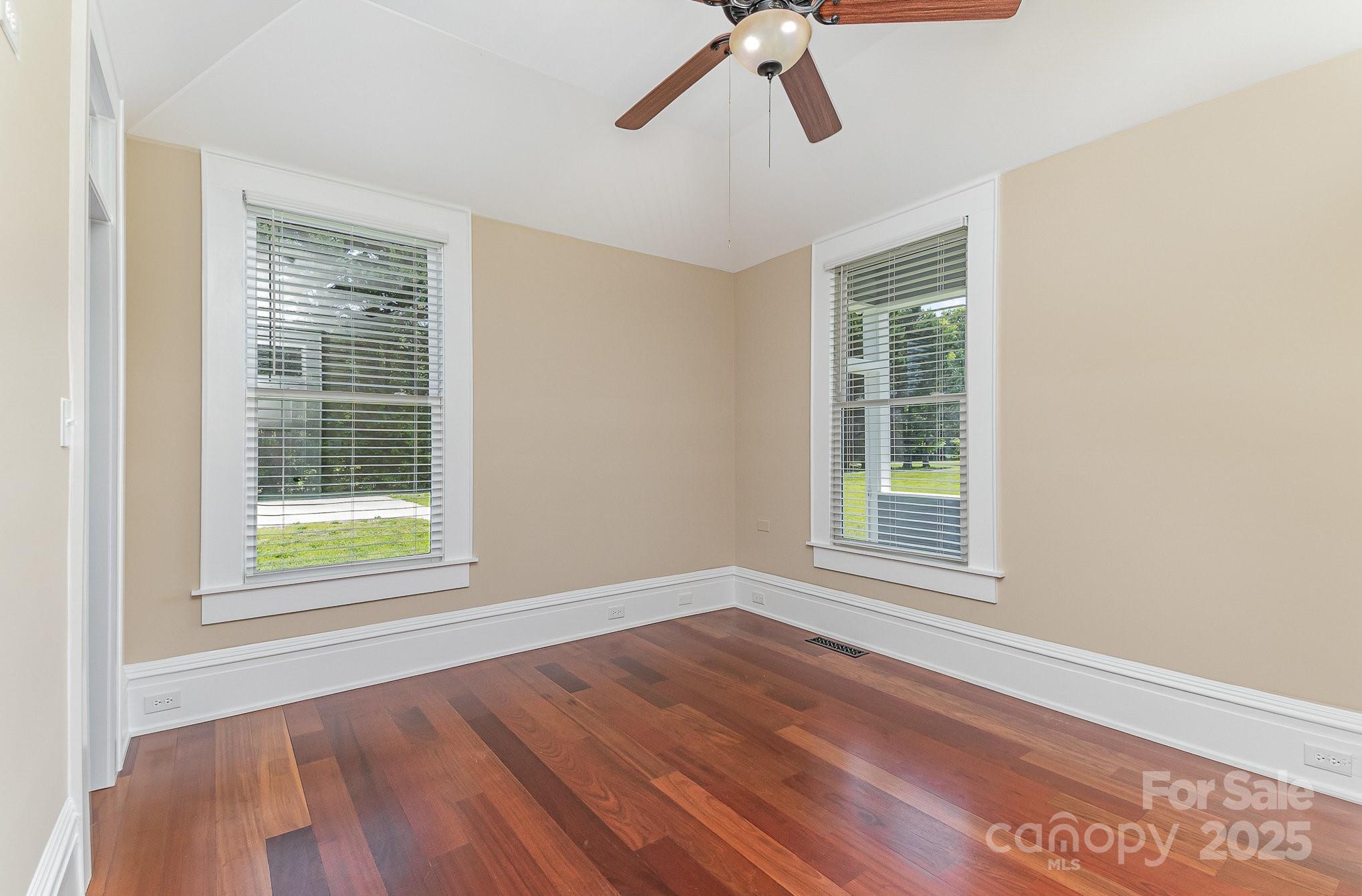 135 Waycross Drive Property Photo 22