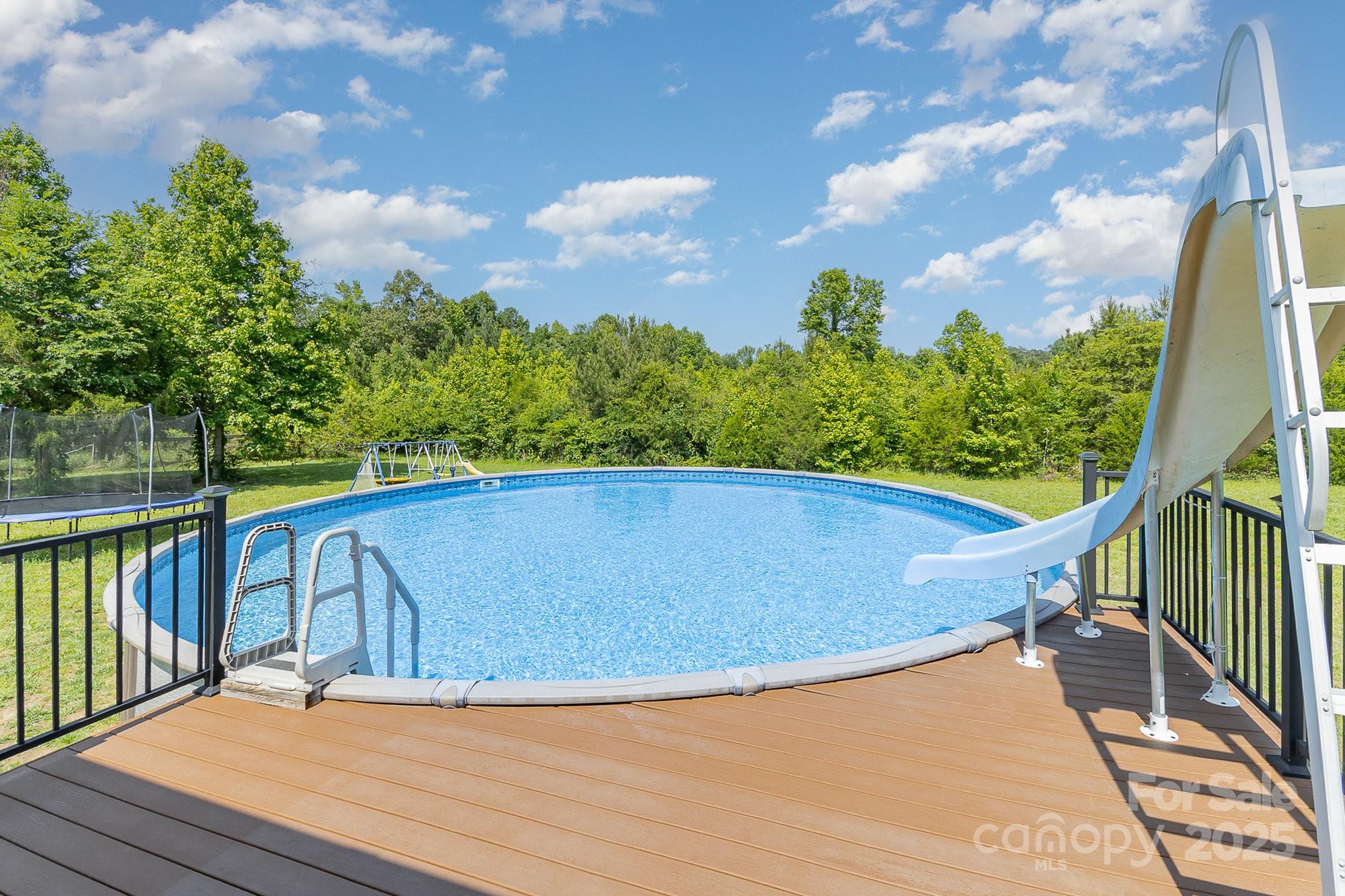 135 Waycross Drive Property Photo 30