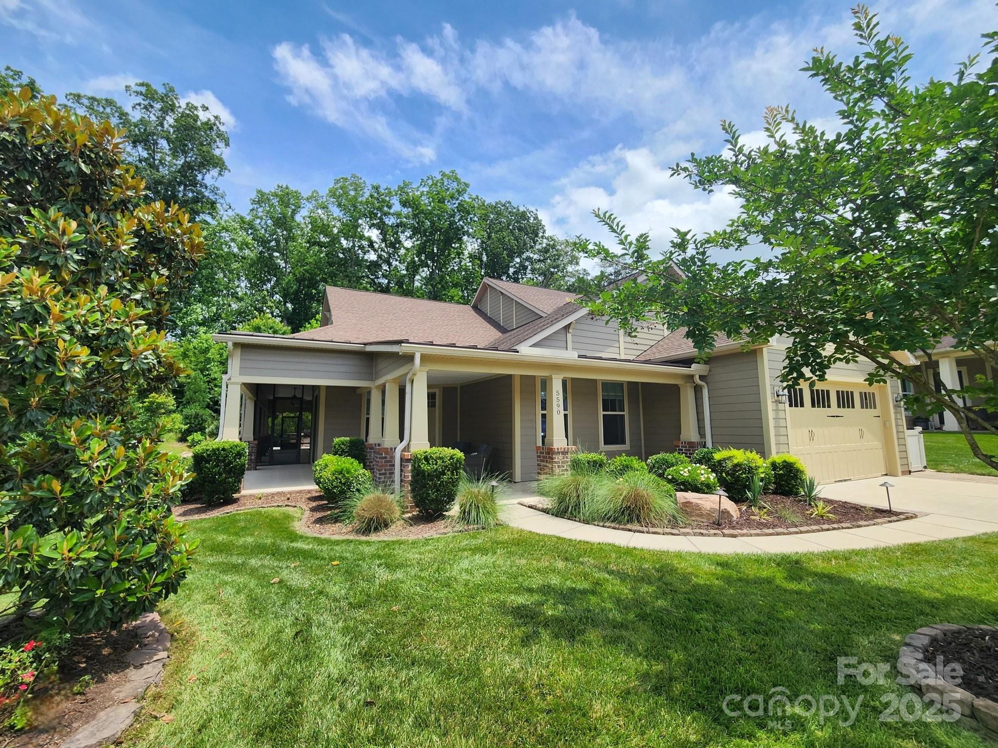 5590 Elk Knob Court Property Photo 1