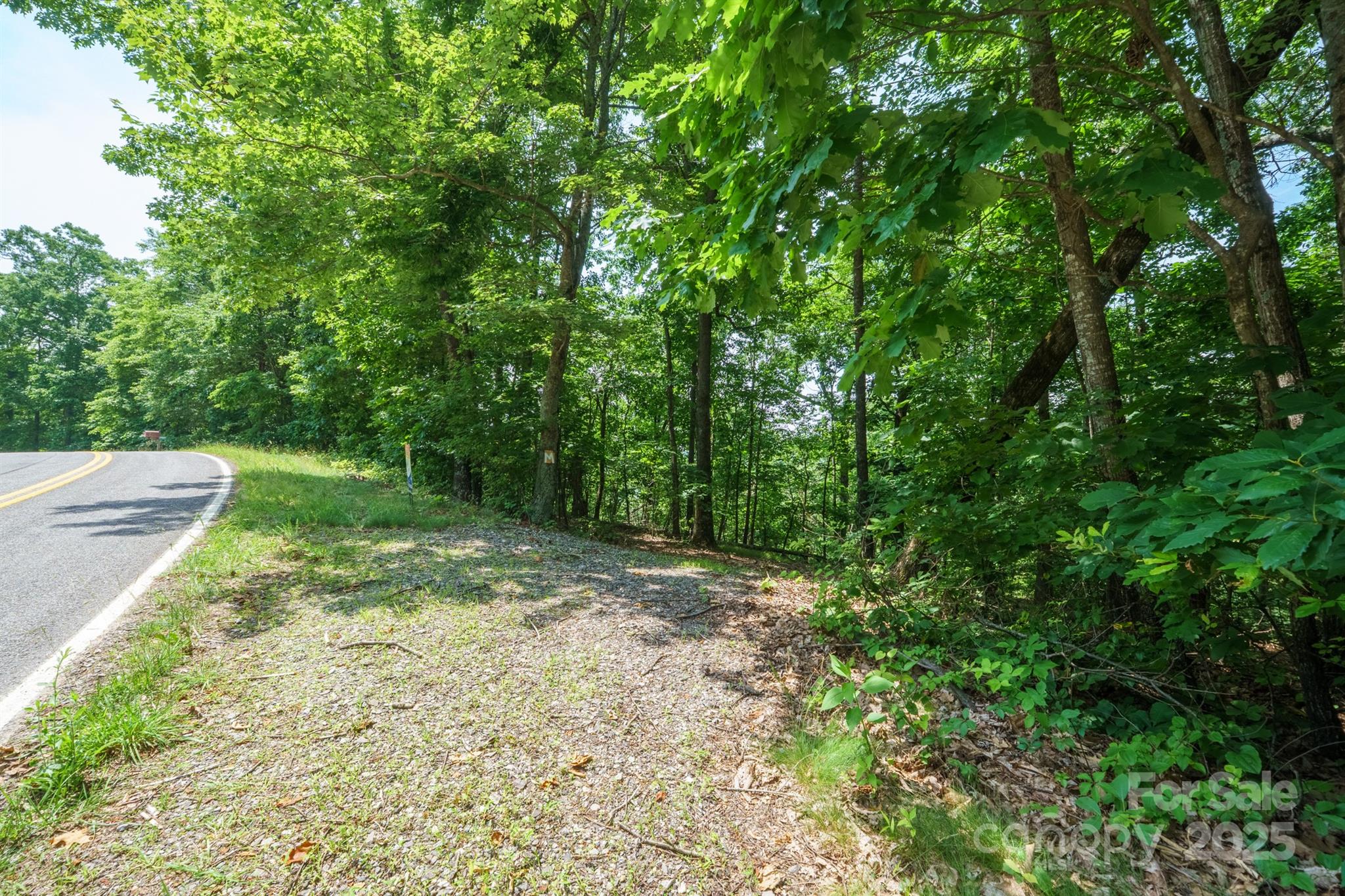 00 Hendren Road Property Photo 4