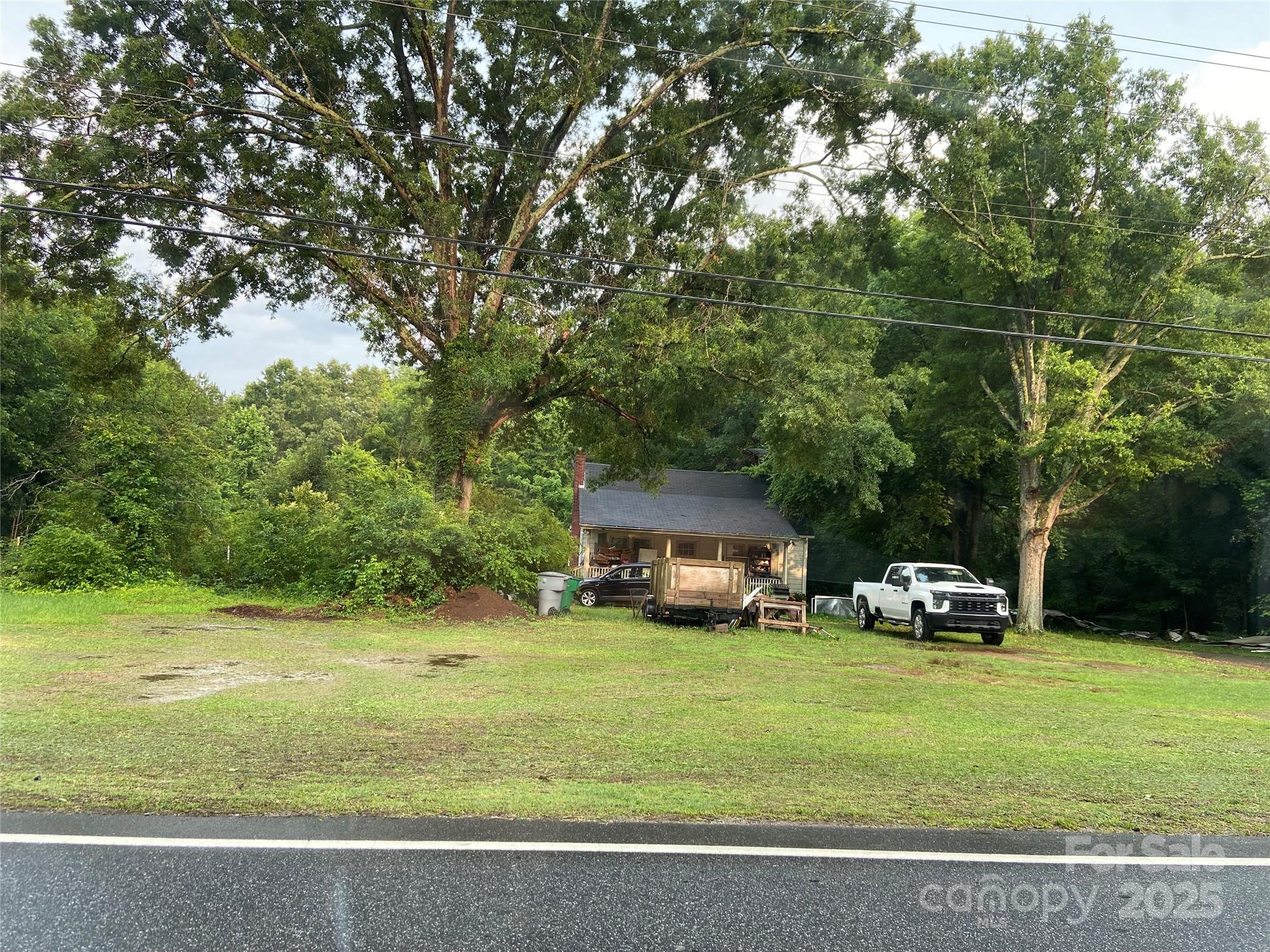 9832 Harrisburg Road Property Photo 1