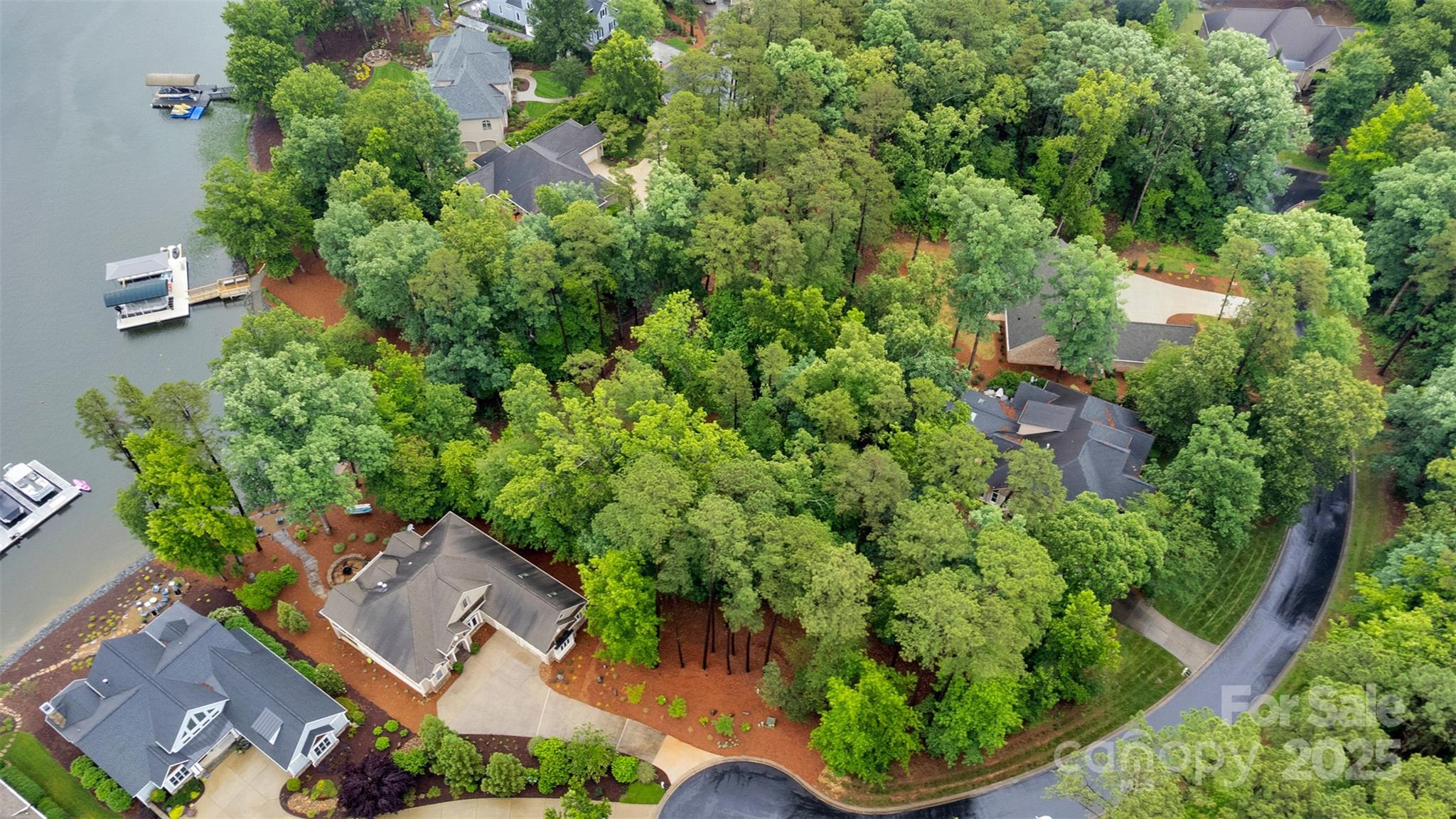 124 Archer Glen Property Photo 3