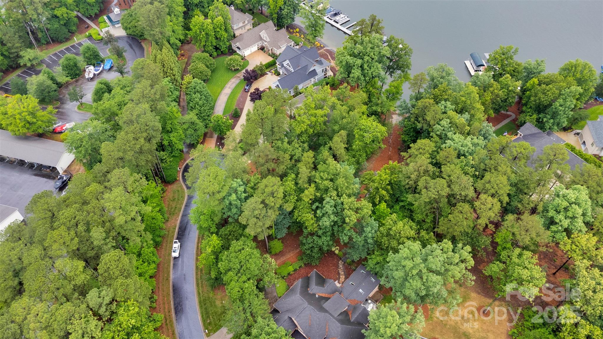 124 Archer Glen Property Photo 4