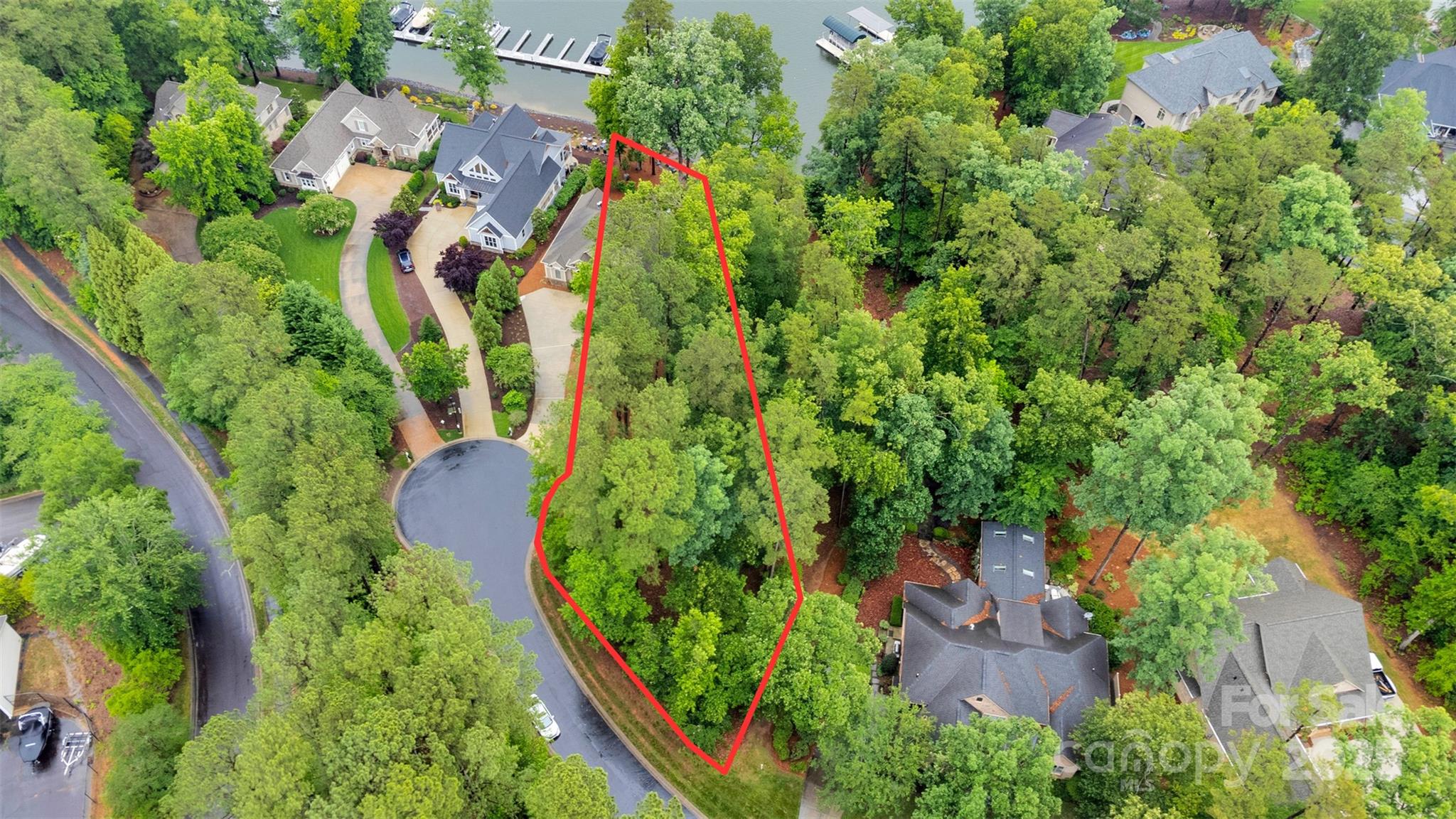 124 Archer Glen Property Photo 5