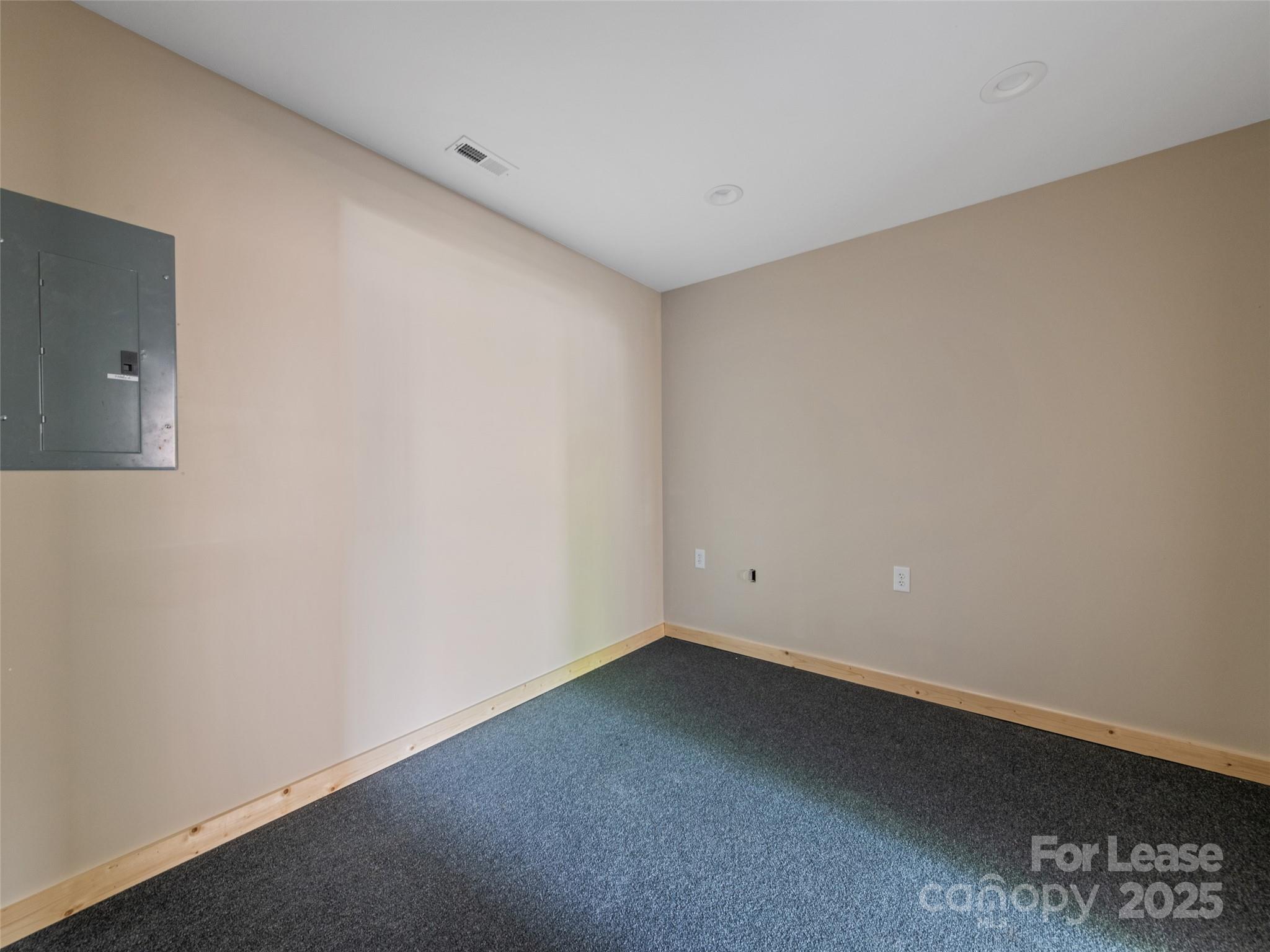 101 Veterans Boulevard Property Photo 17
