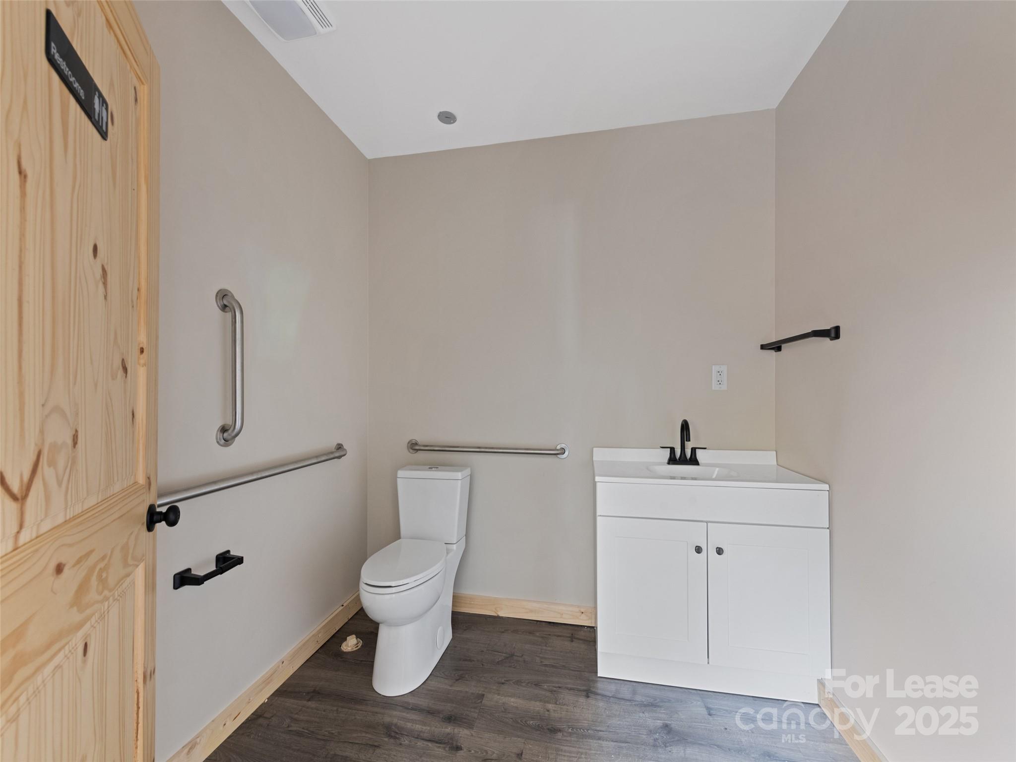 101 Veterans Boulevard Property Photo 18