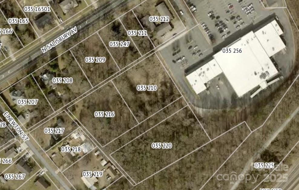 217 Salisbury Avenue Property Photo 1