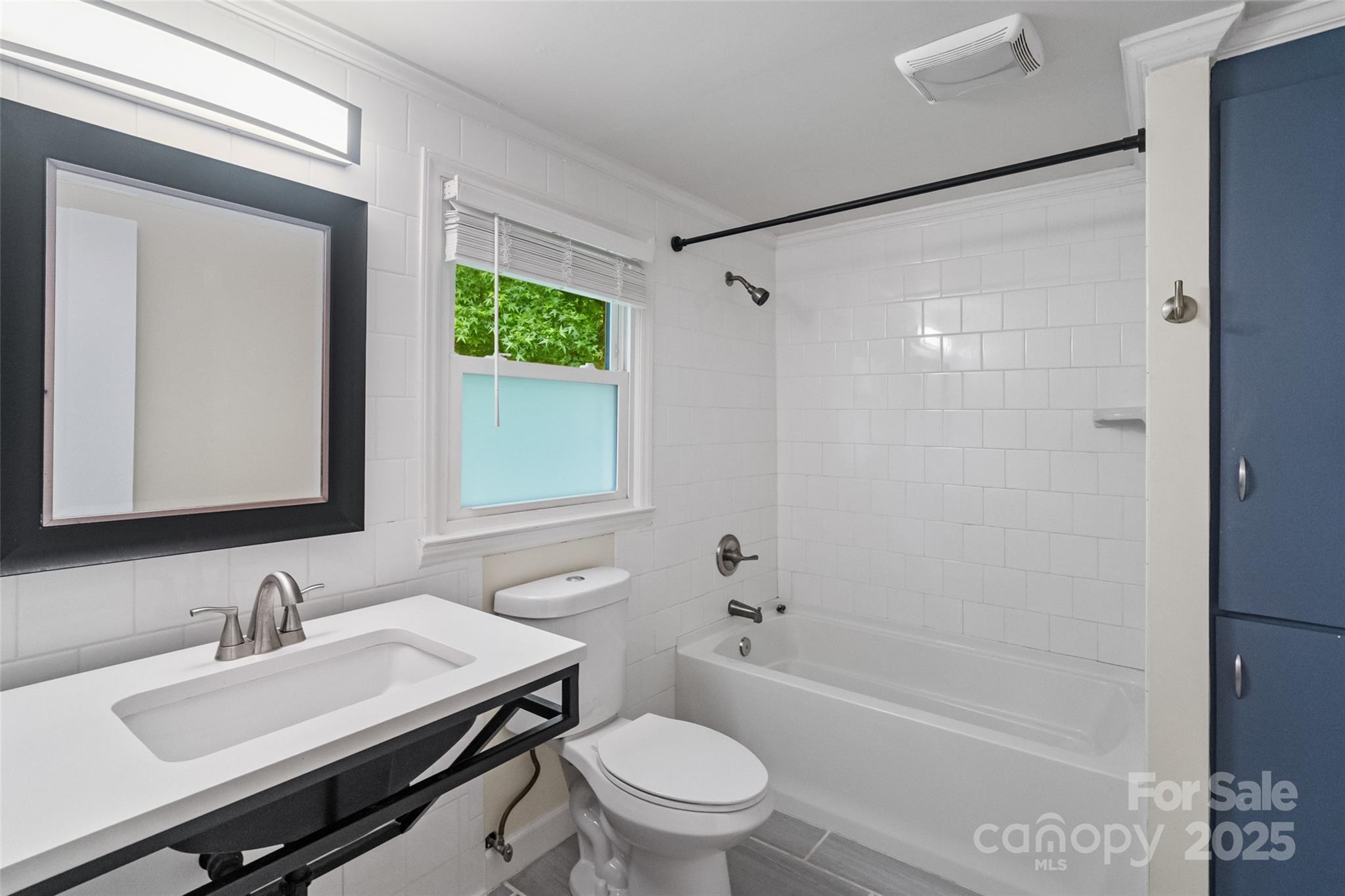 4906 Charleston Drive Property Photo 10