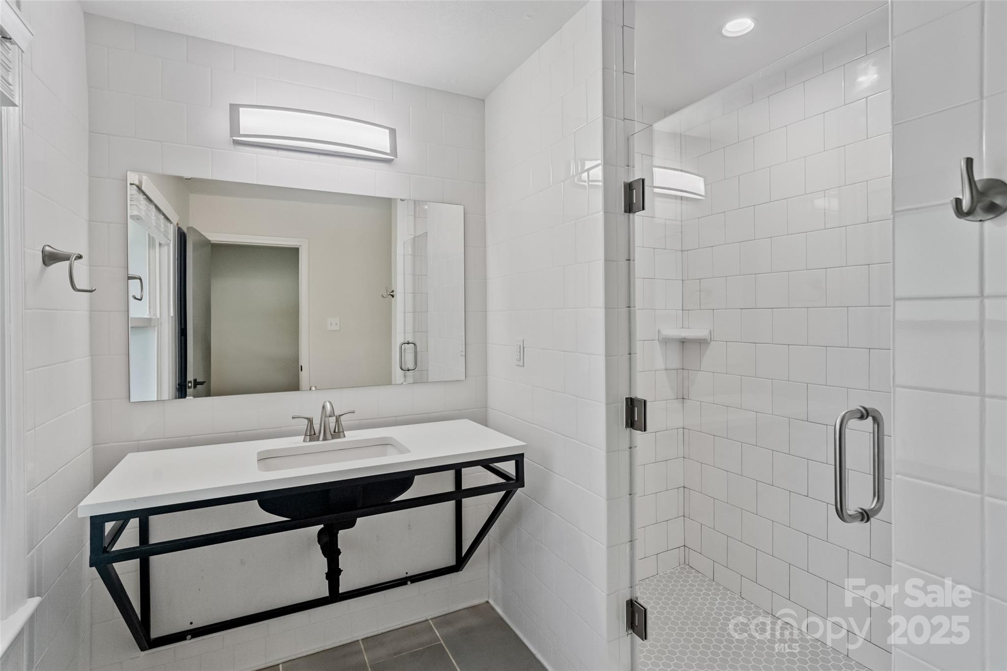 4906 Charleston Drive Property Photo 18