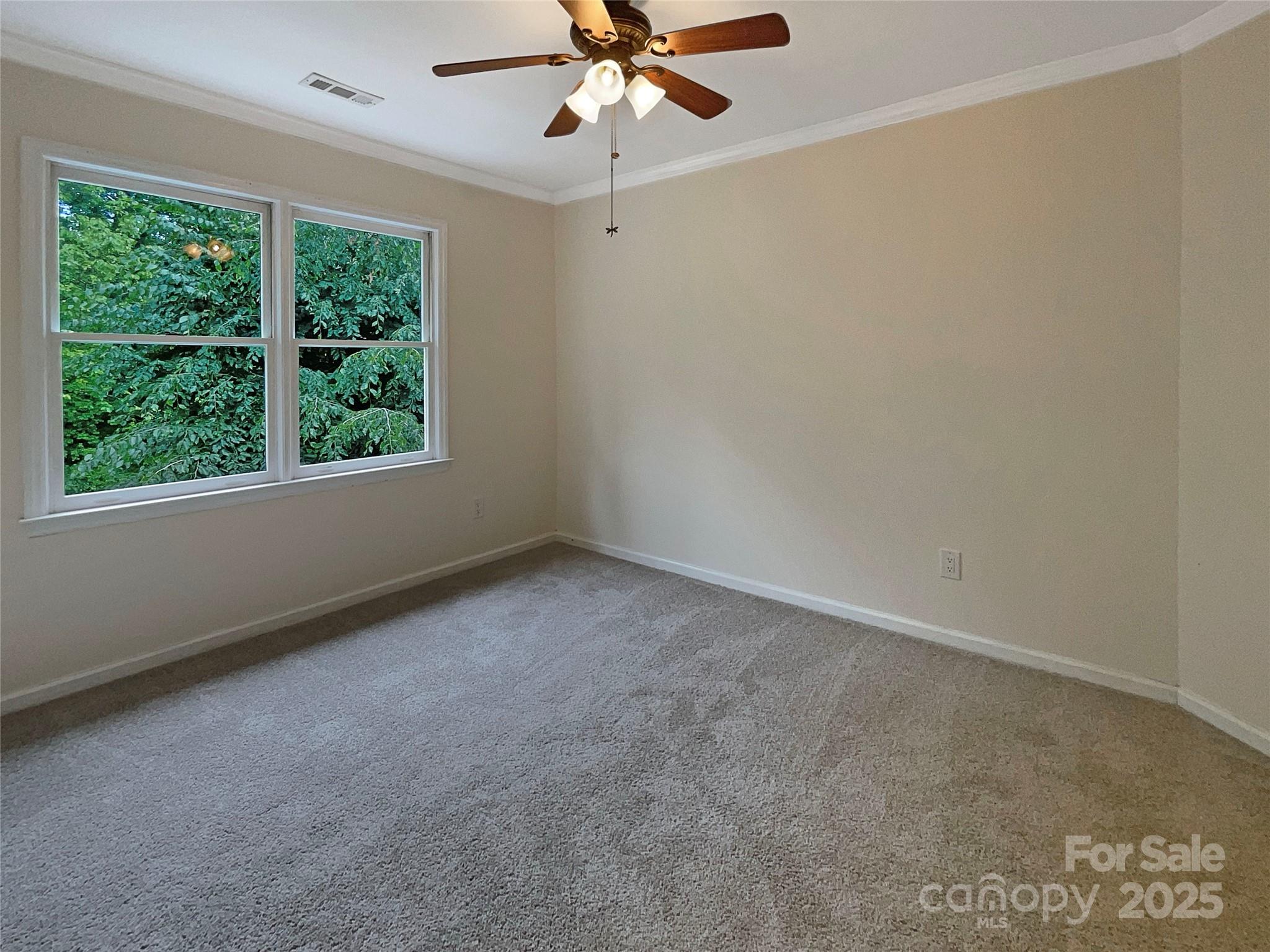 12092 Spinnaker Drive Property Photo 5