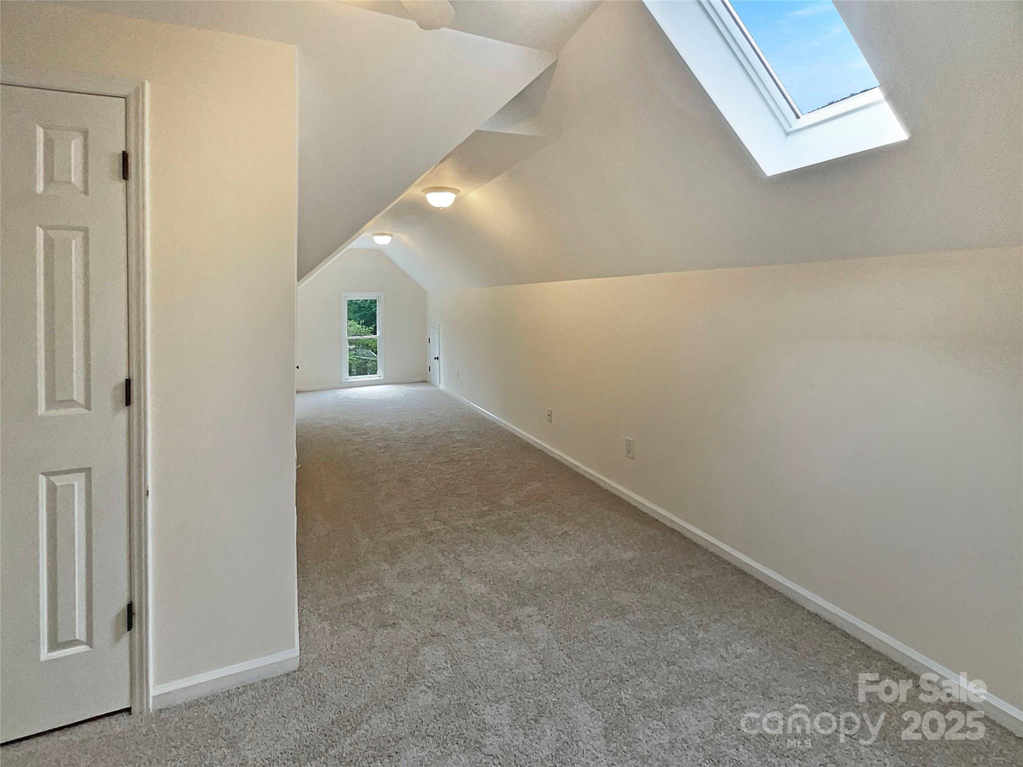 12092 Spinnaker Drive Property Photo 16