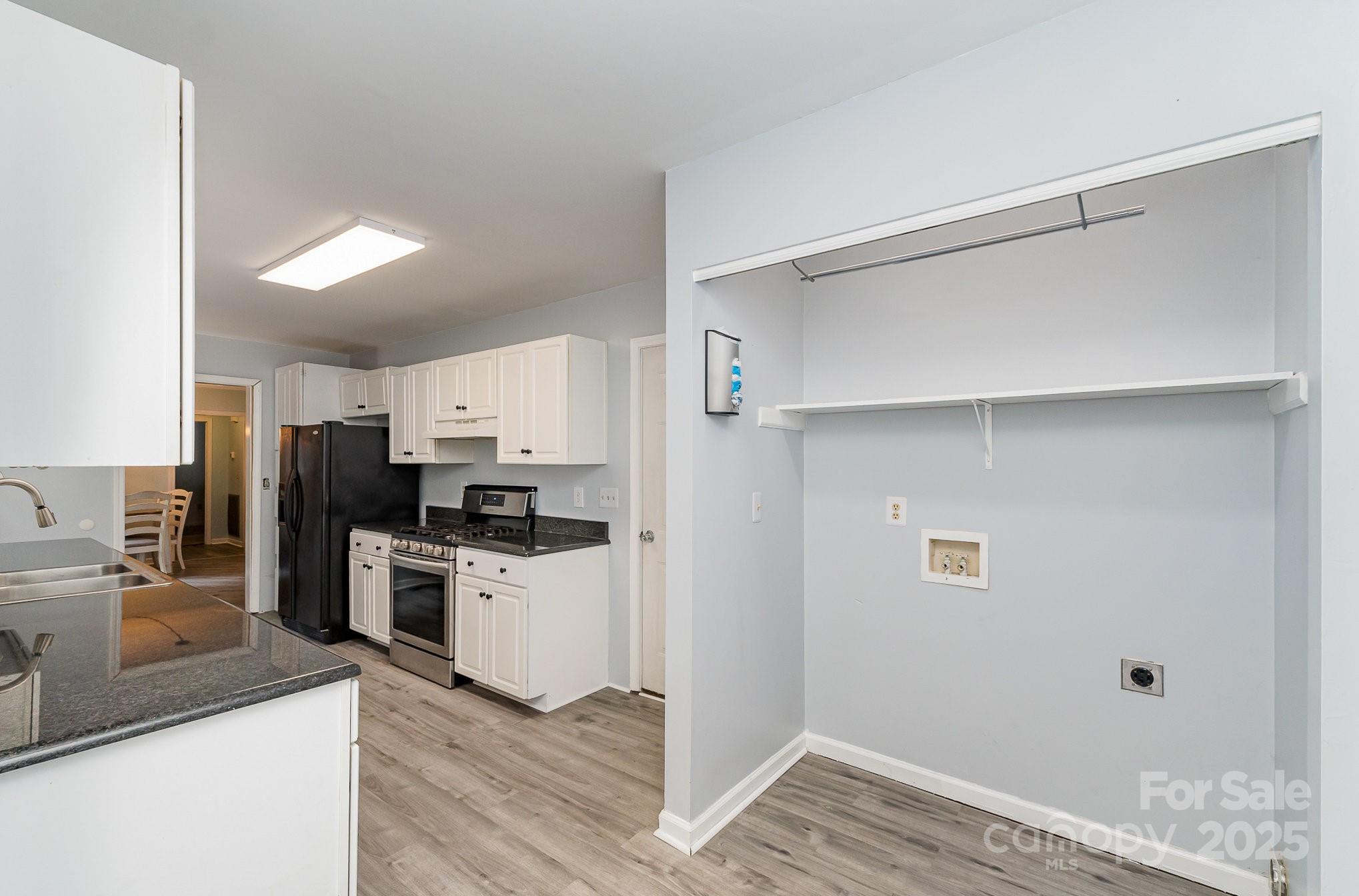 3884 Snider Circle Property Photo 11