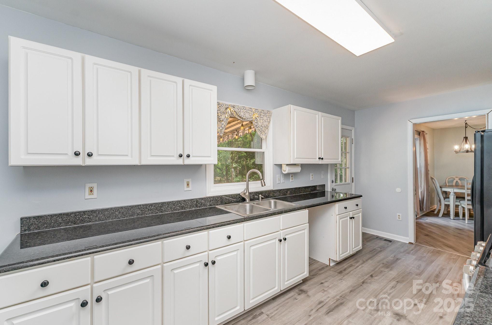 3884 Snider Circle Property Photo 14