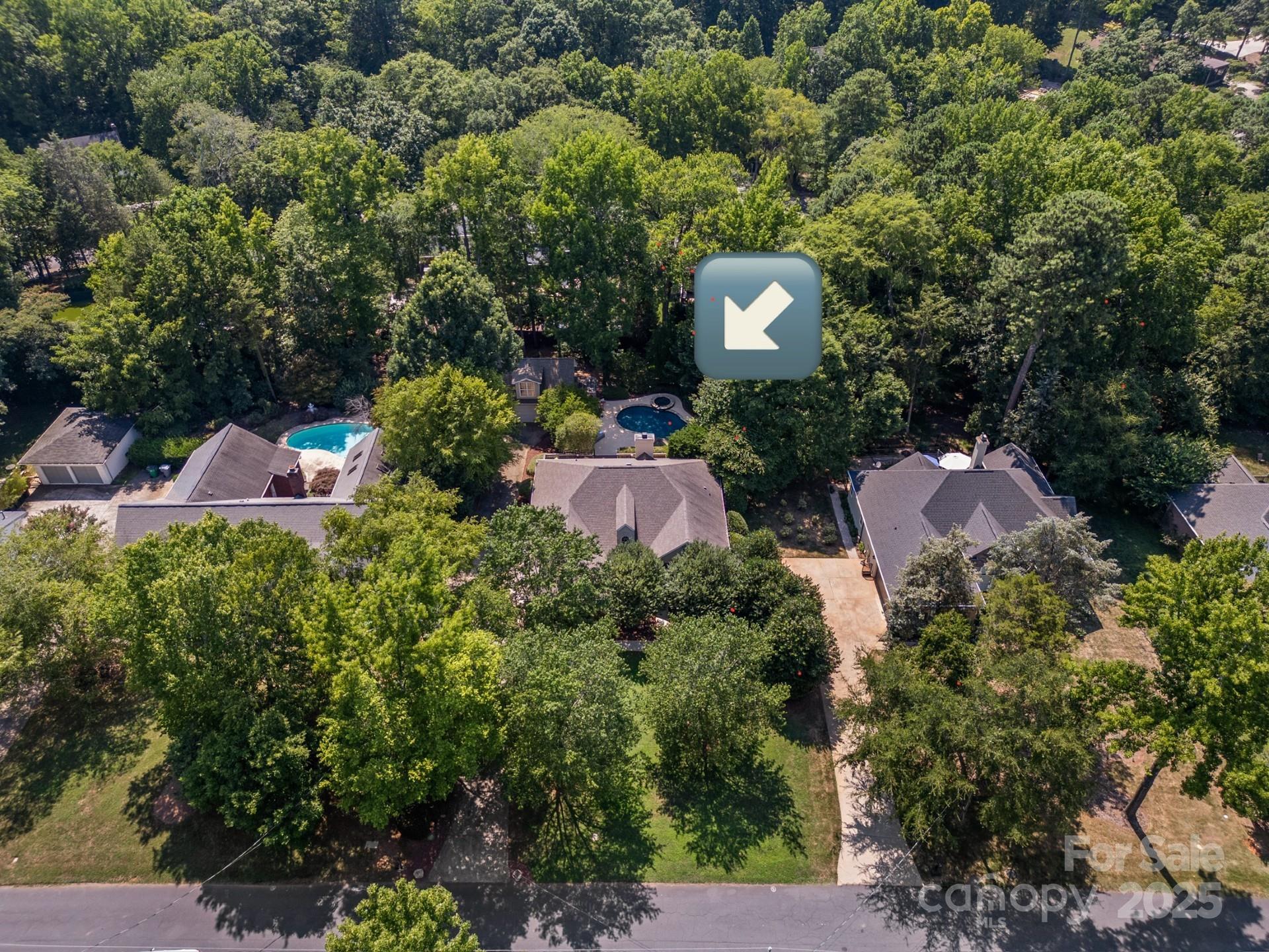 10300 Crestwood Drive Property Photo 45