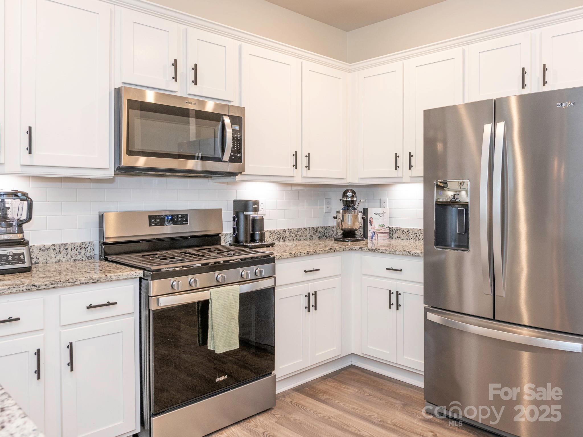 5432 Kinsbridge Drive Property Photo 19
