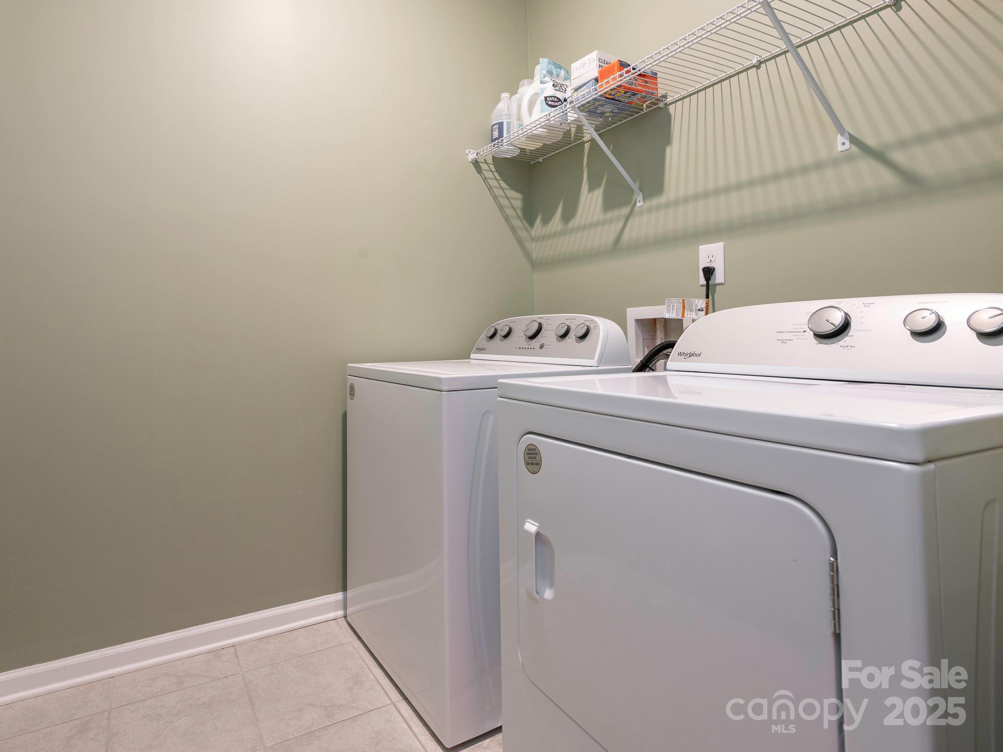 5432 Kinsbridge Drive Property Photo 34