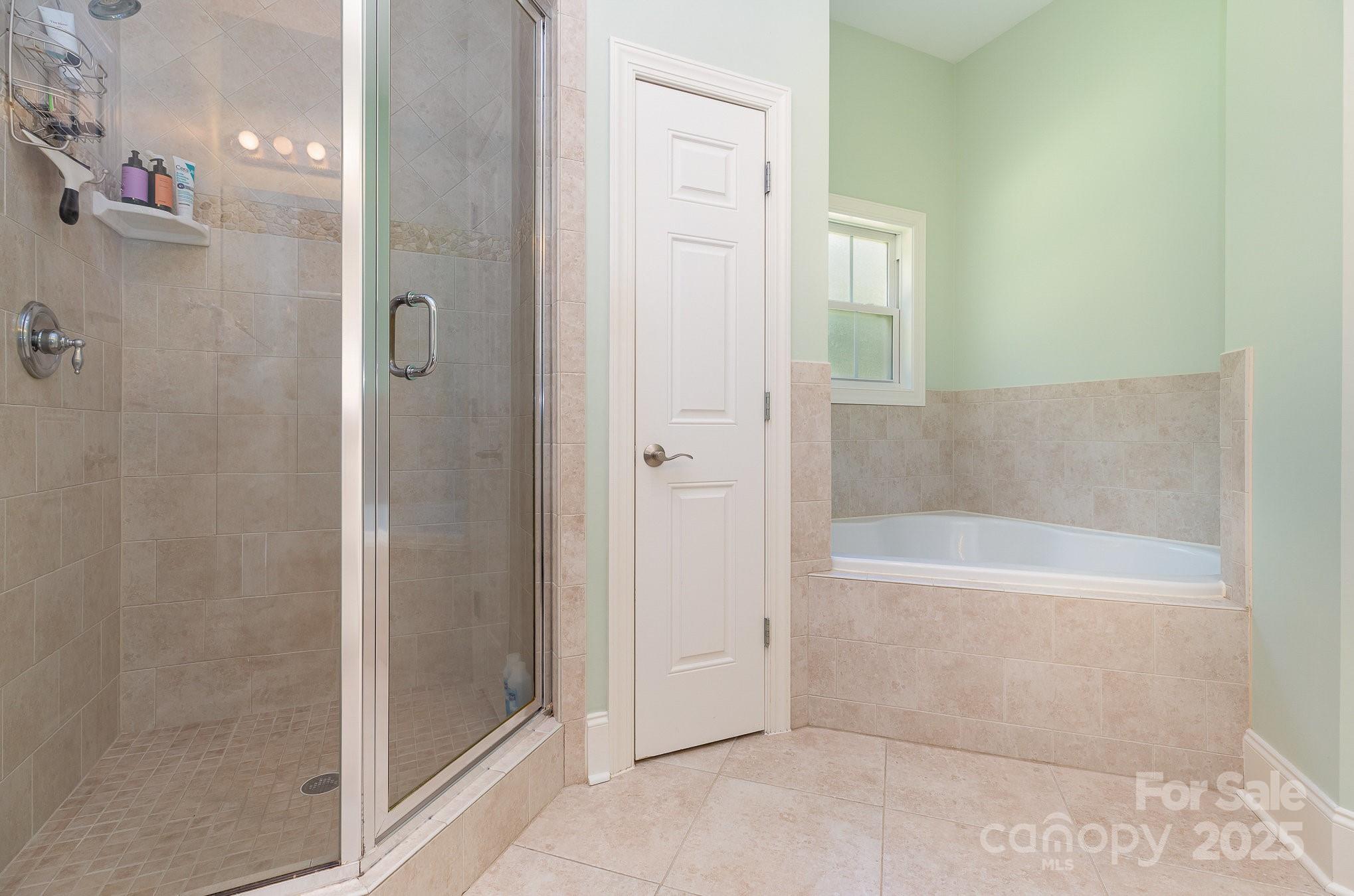 9210 Ginhouse Lane Property Photo 18