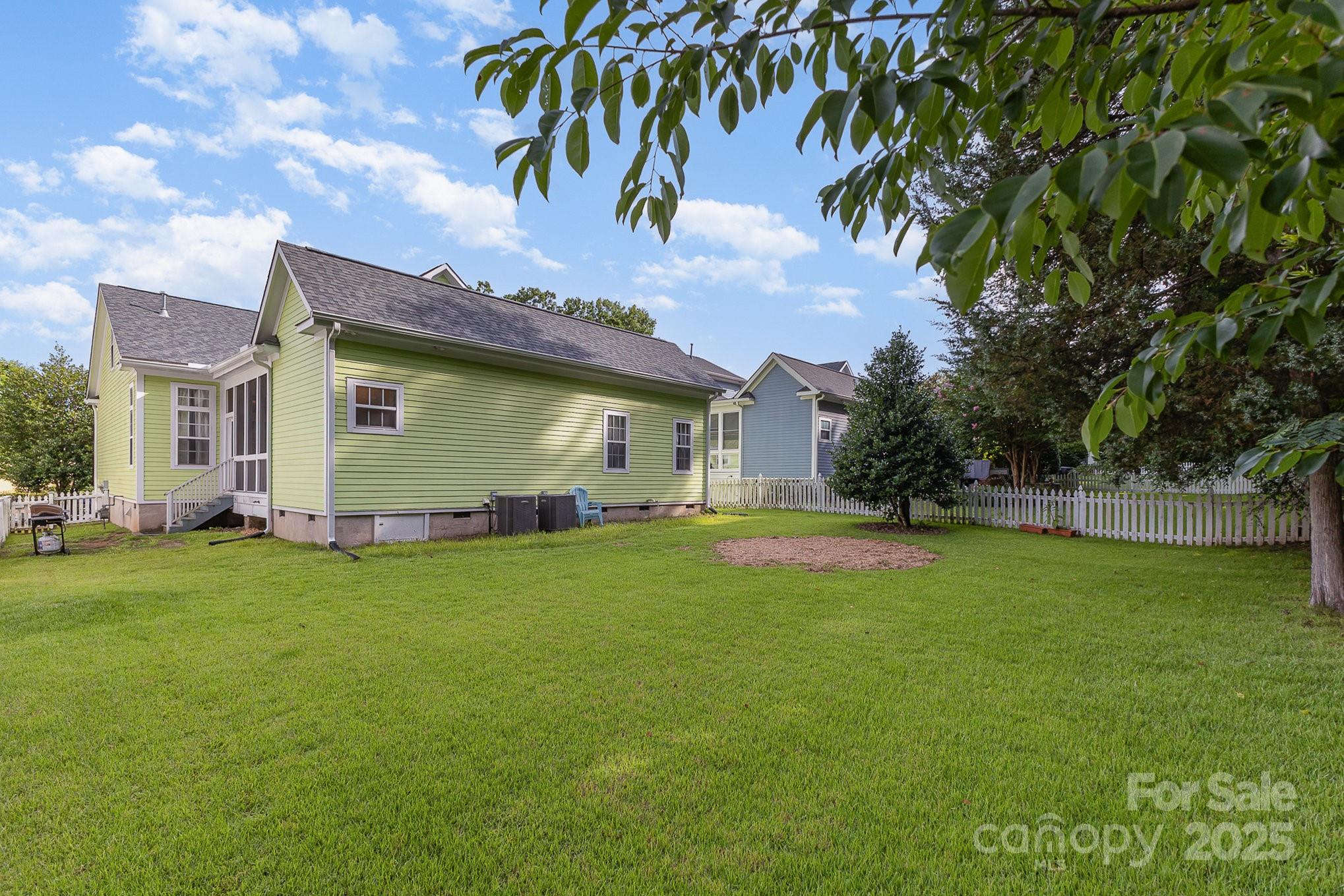 9210 Ginhouse Lane Property Photo 26