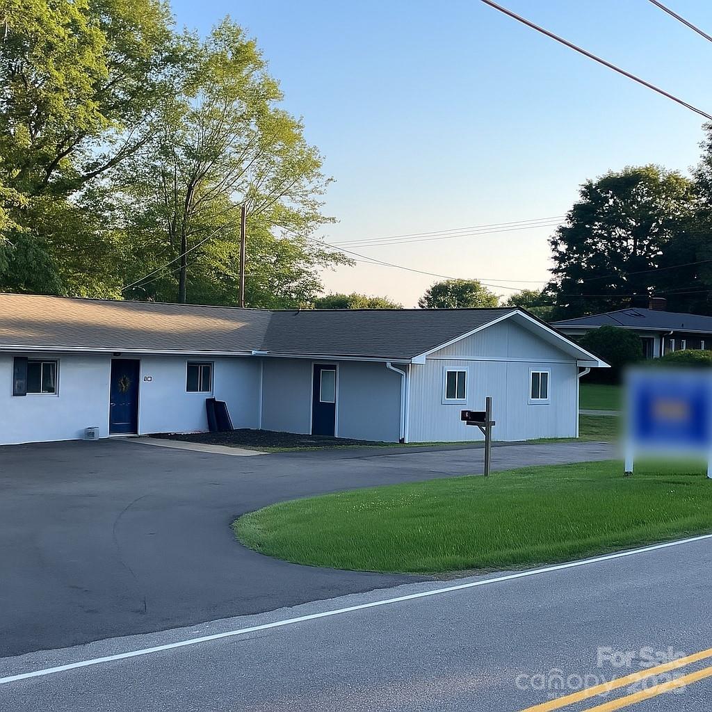 224 Piney Ridge Road Property Photo 1
