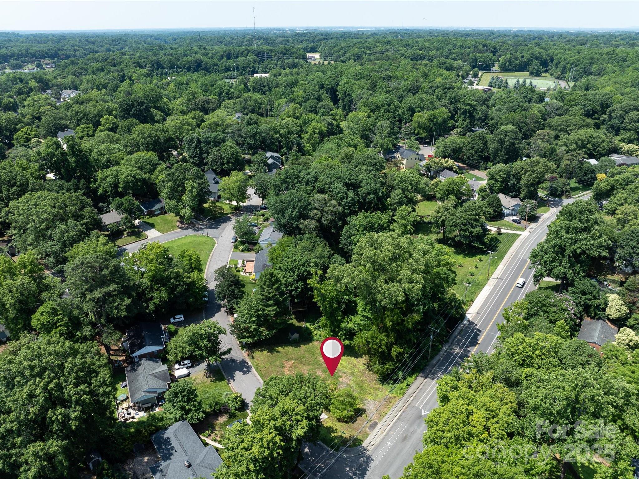 4800 Valley Stream Road Property Photo 10