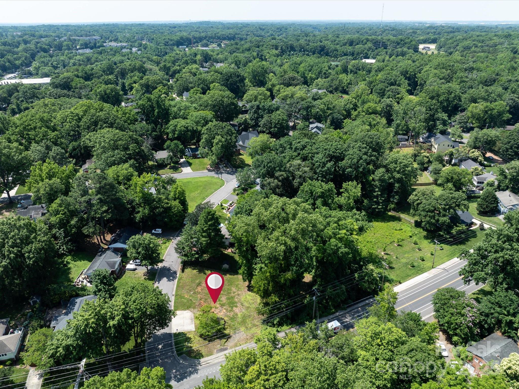 4800 Valley Stream Road Property Photo 11