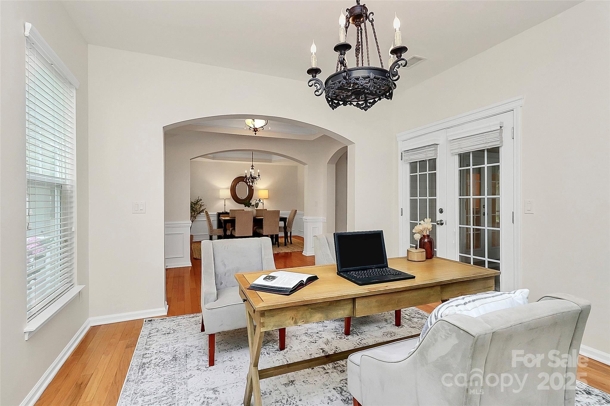14904 Rosemary Way Drive Property Photo 7