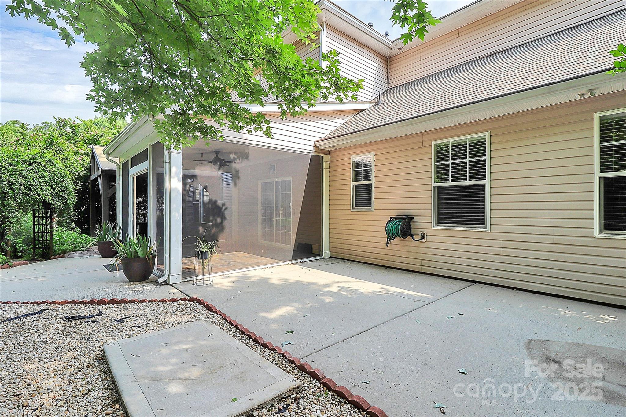 14904 Rosemary Way Drive Property Photo 20