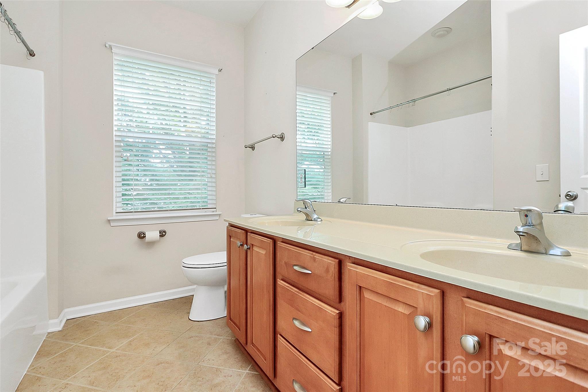 14904 Rosemary Way Drive Property Photo 33