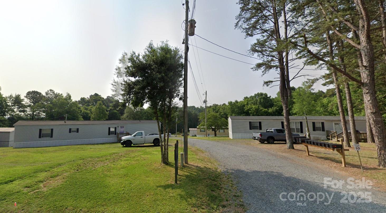 25332 Millingport Road Property Photo 2