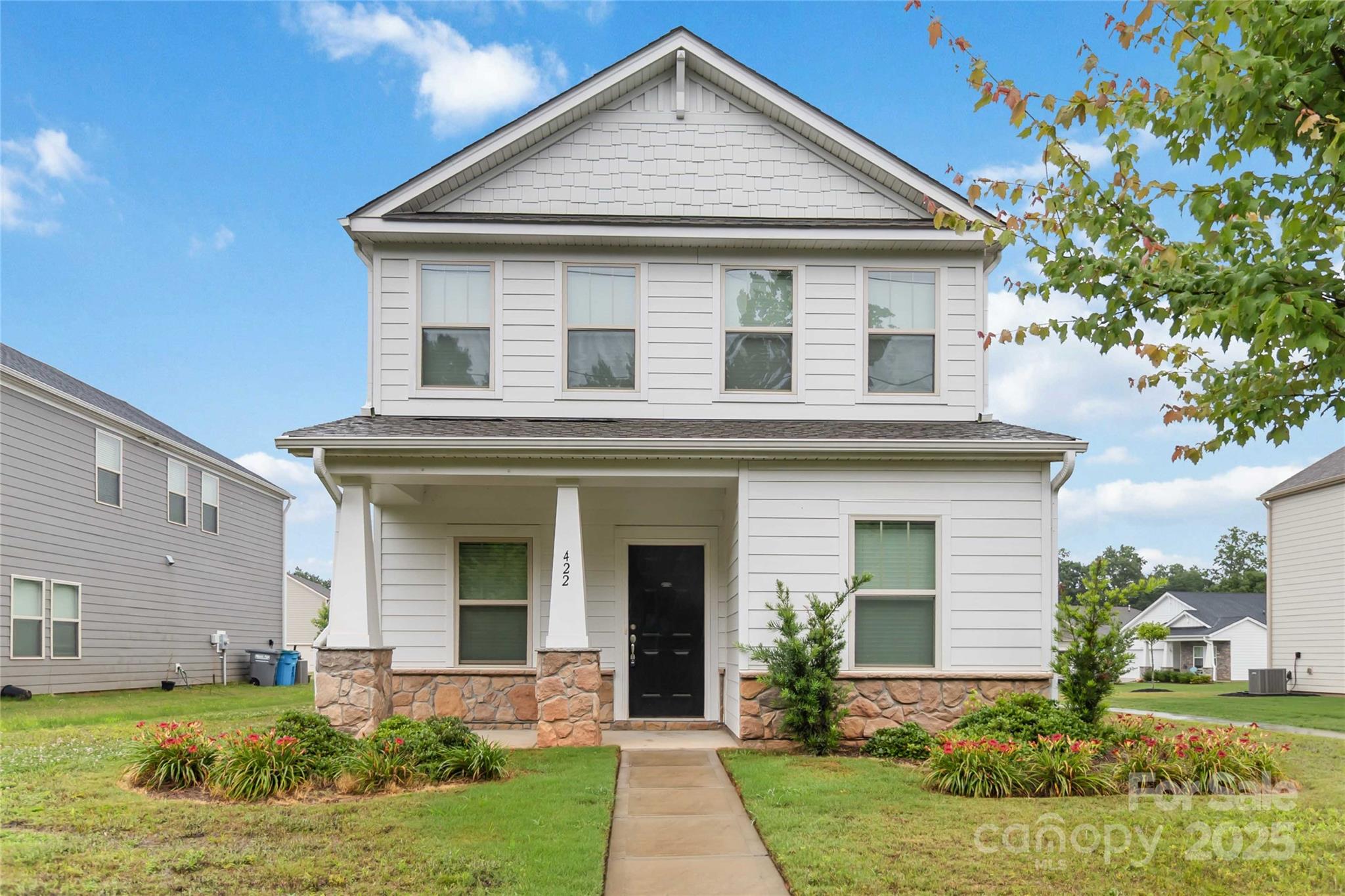422 Nixon Road Property Photo 1