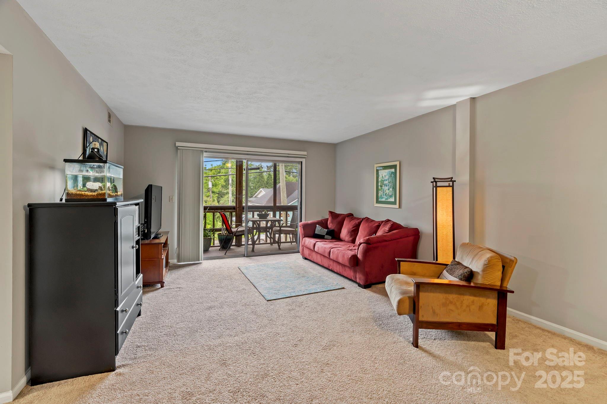 427 6th Avenue Unit B-8 Property Photo 6