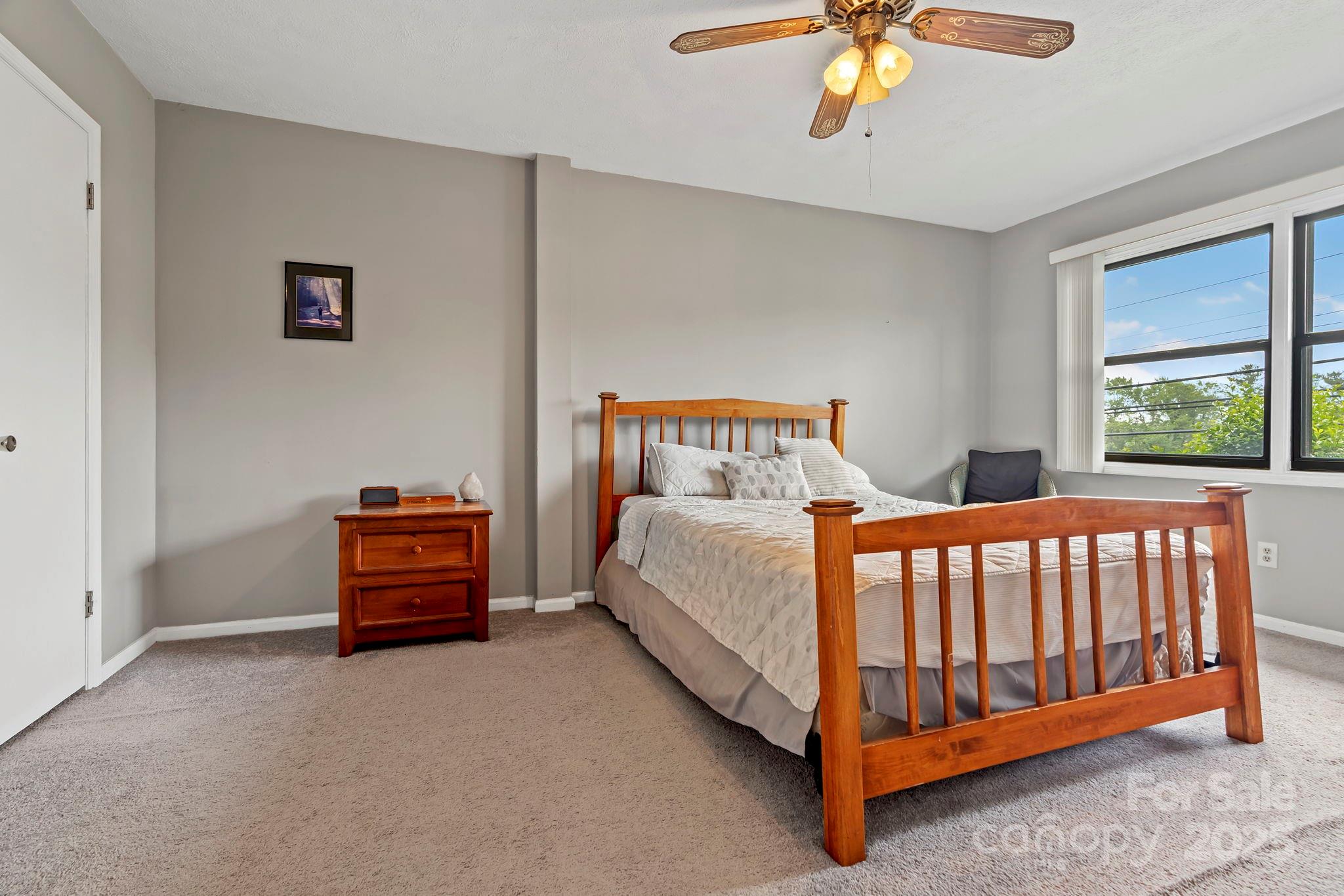 427 6th Avenue Unit B-8 Property Photo 13