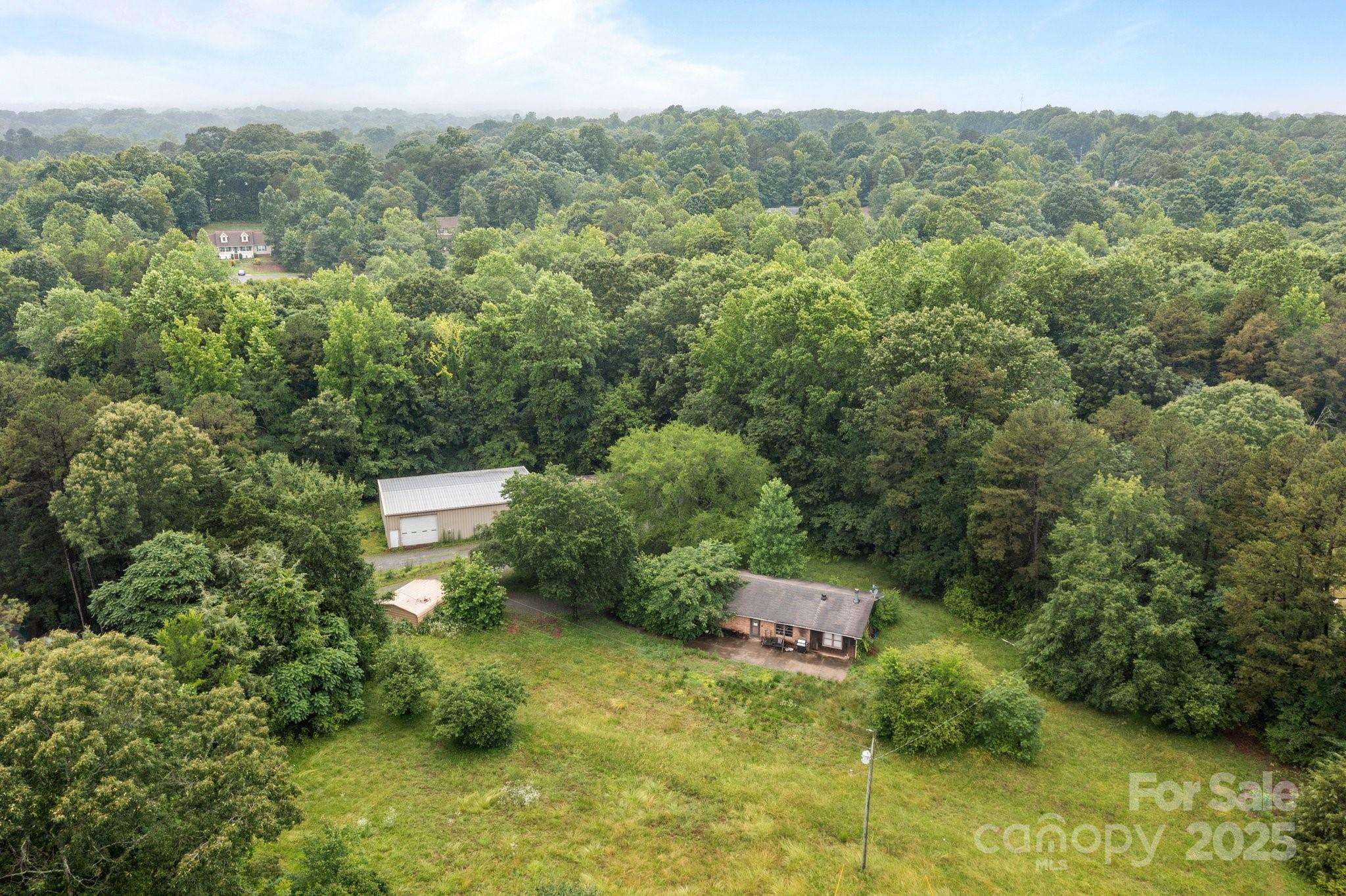 168 Pleasant Creek Drive Property Photo 4