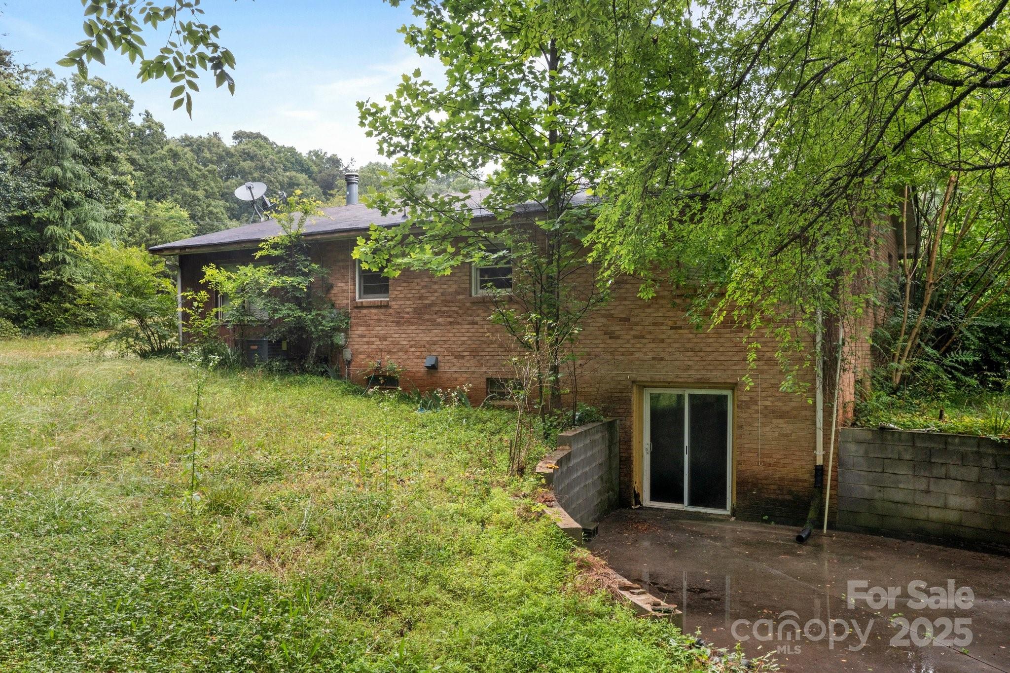 168 Pleasant Creek Drive Property Photo 8