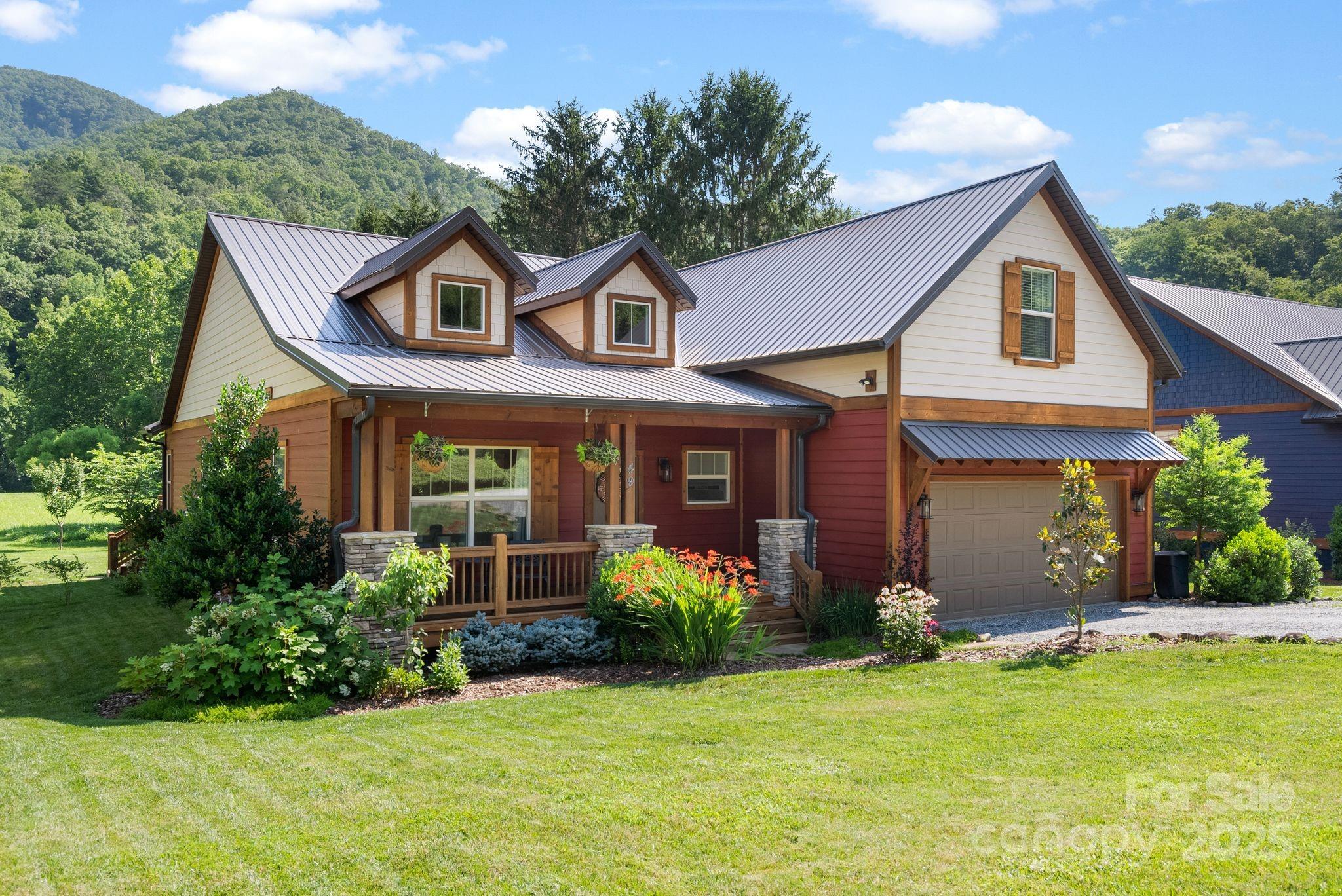 49 S Sundrops Trail Property Photo 1