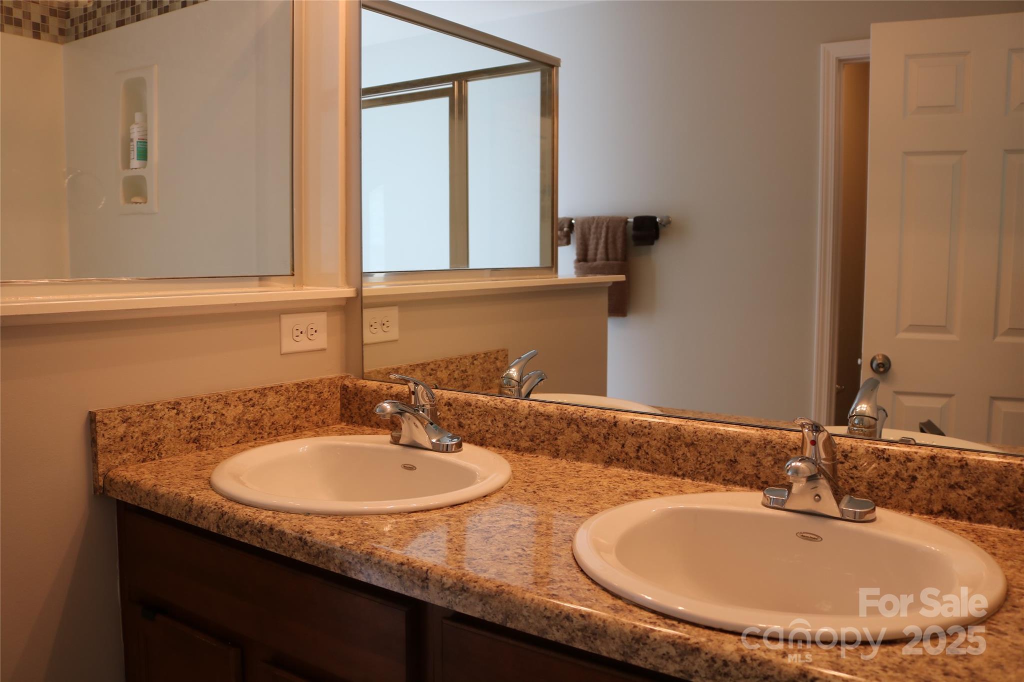 10726 Greenhead View Road Property Photo 17