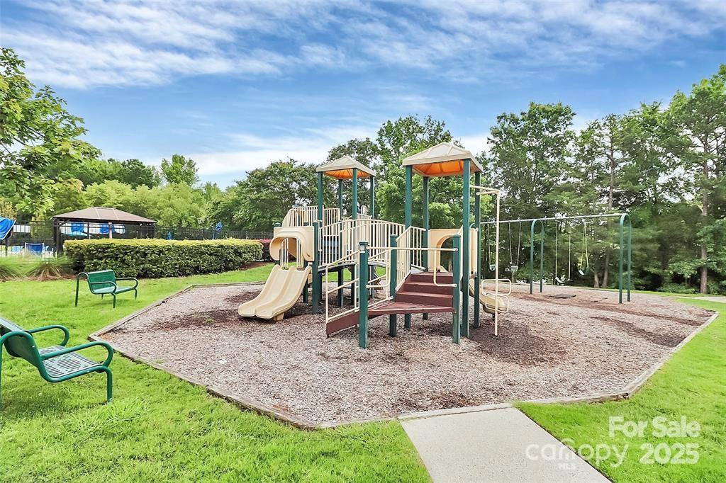 10726 Greenhead View Road Property Photo 29