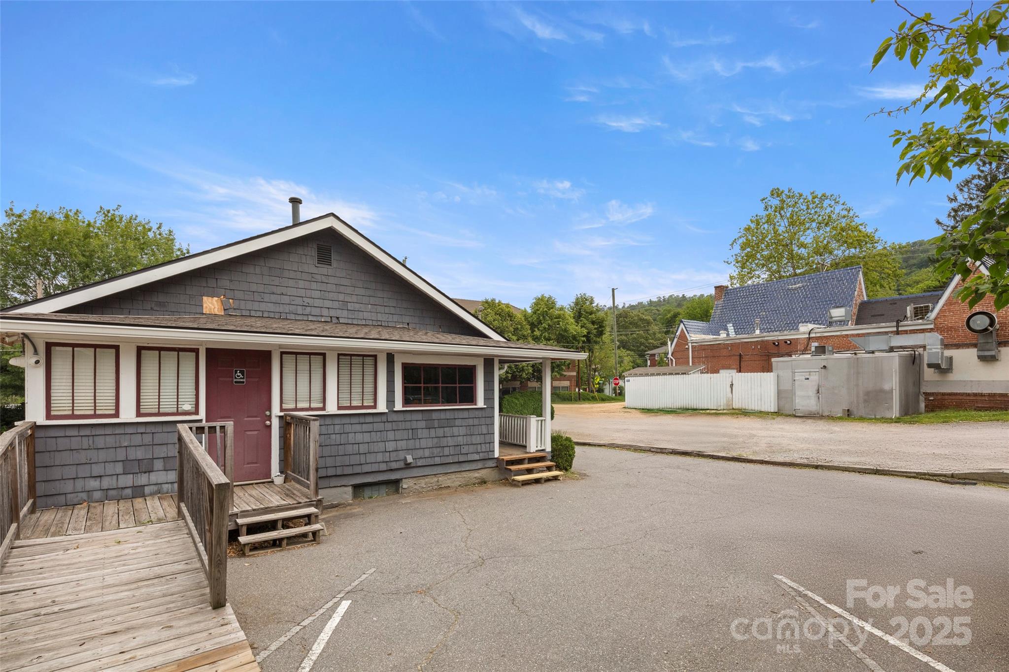 137 Broad Street Property Photo 13