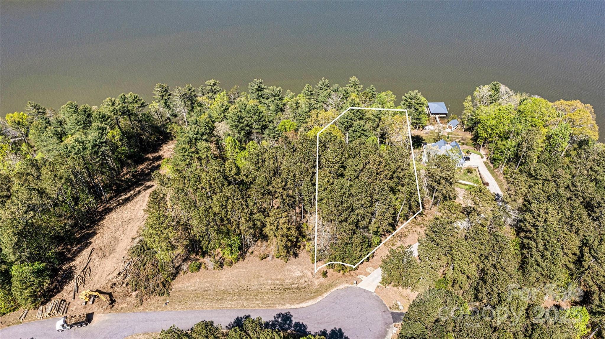 106 Pier Point Drive Property Photo 5