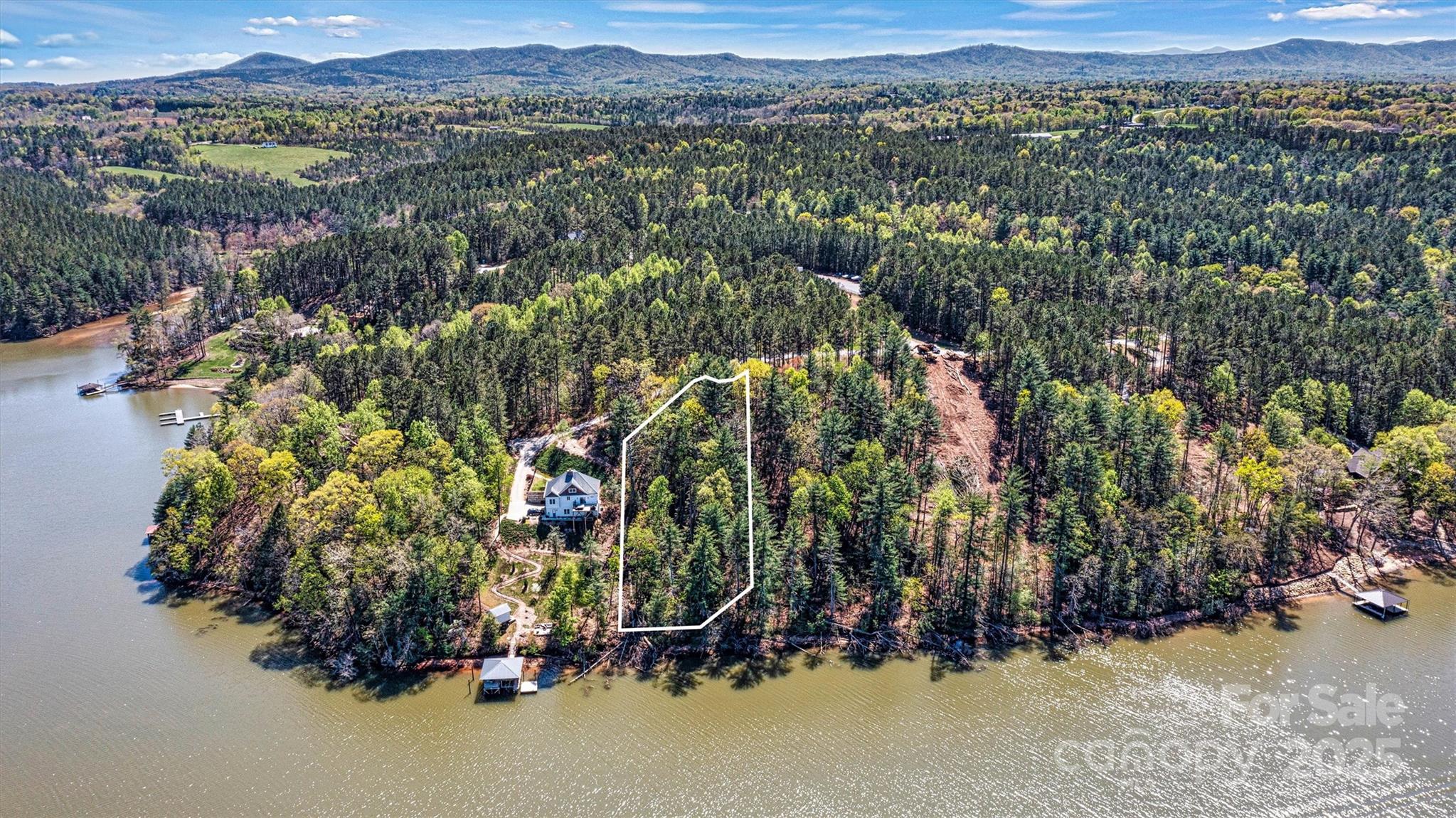 106 Pier Point Drive Property Photo 6