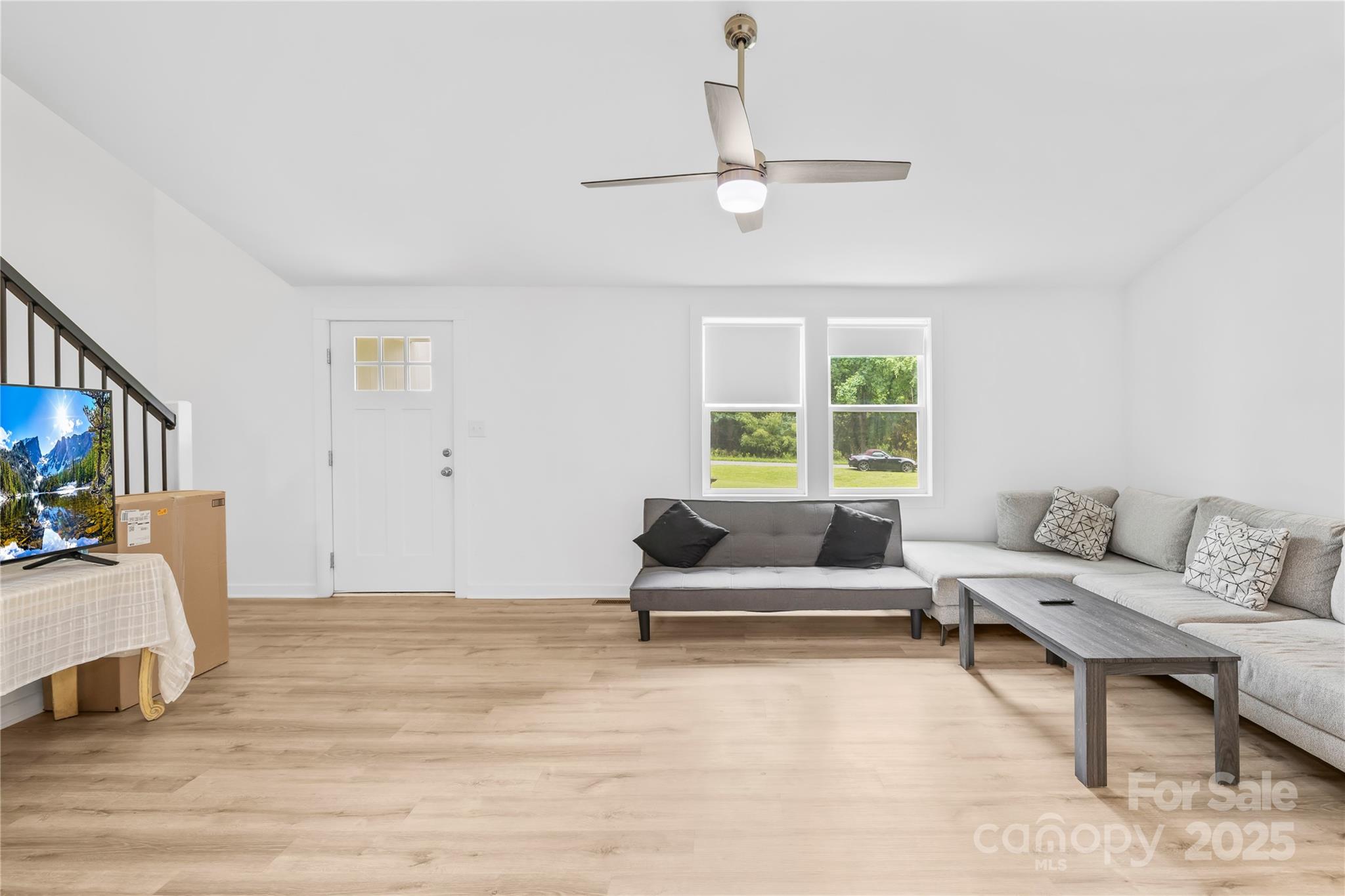 221 Reliance Road Property Photo 6