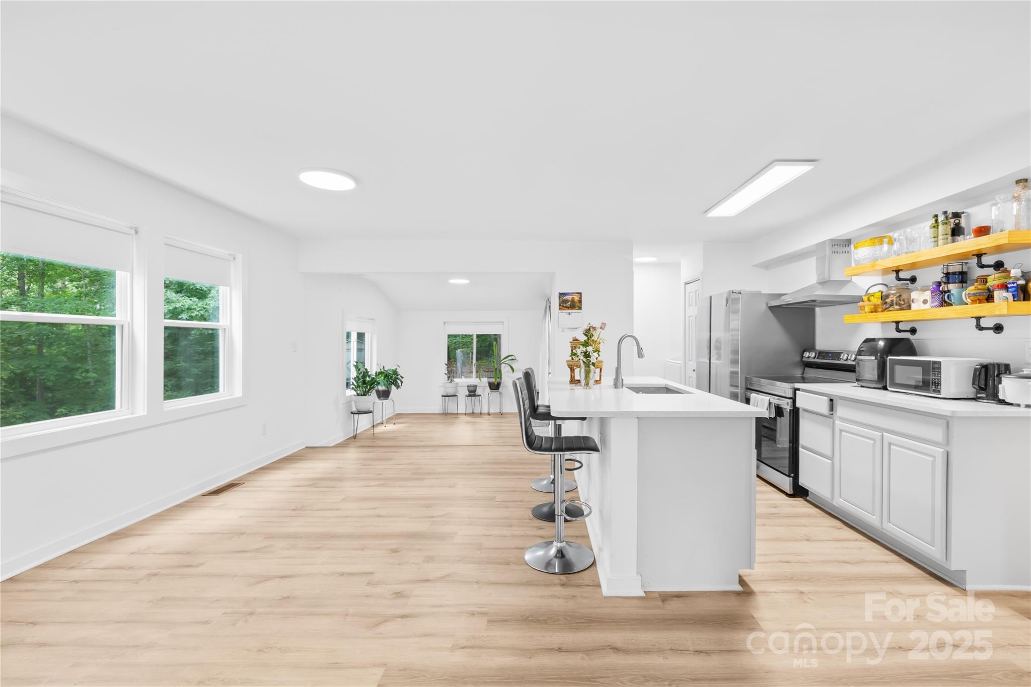 221 Reliance Road Property Photo 9