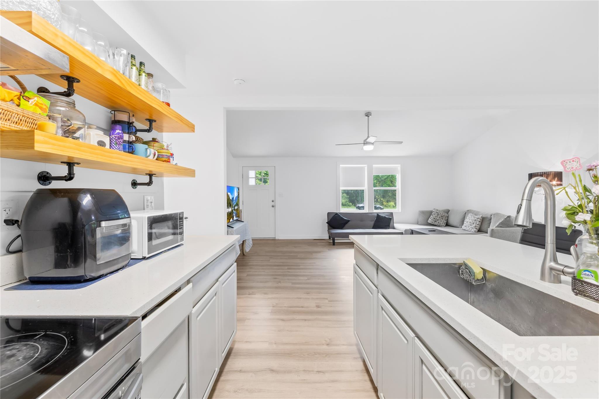 221 Reliance Road Property Photo 14