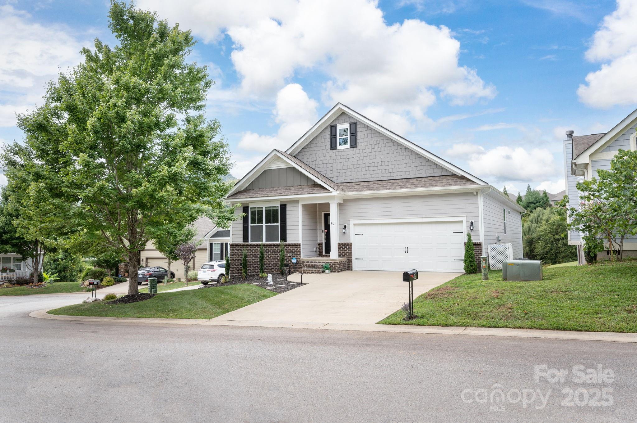 45 Dreambird Drive Property Photo