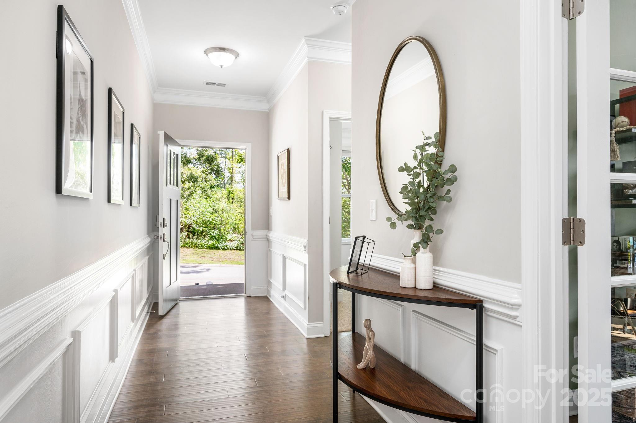 45 Dreambird Drive Property Photo 6