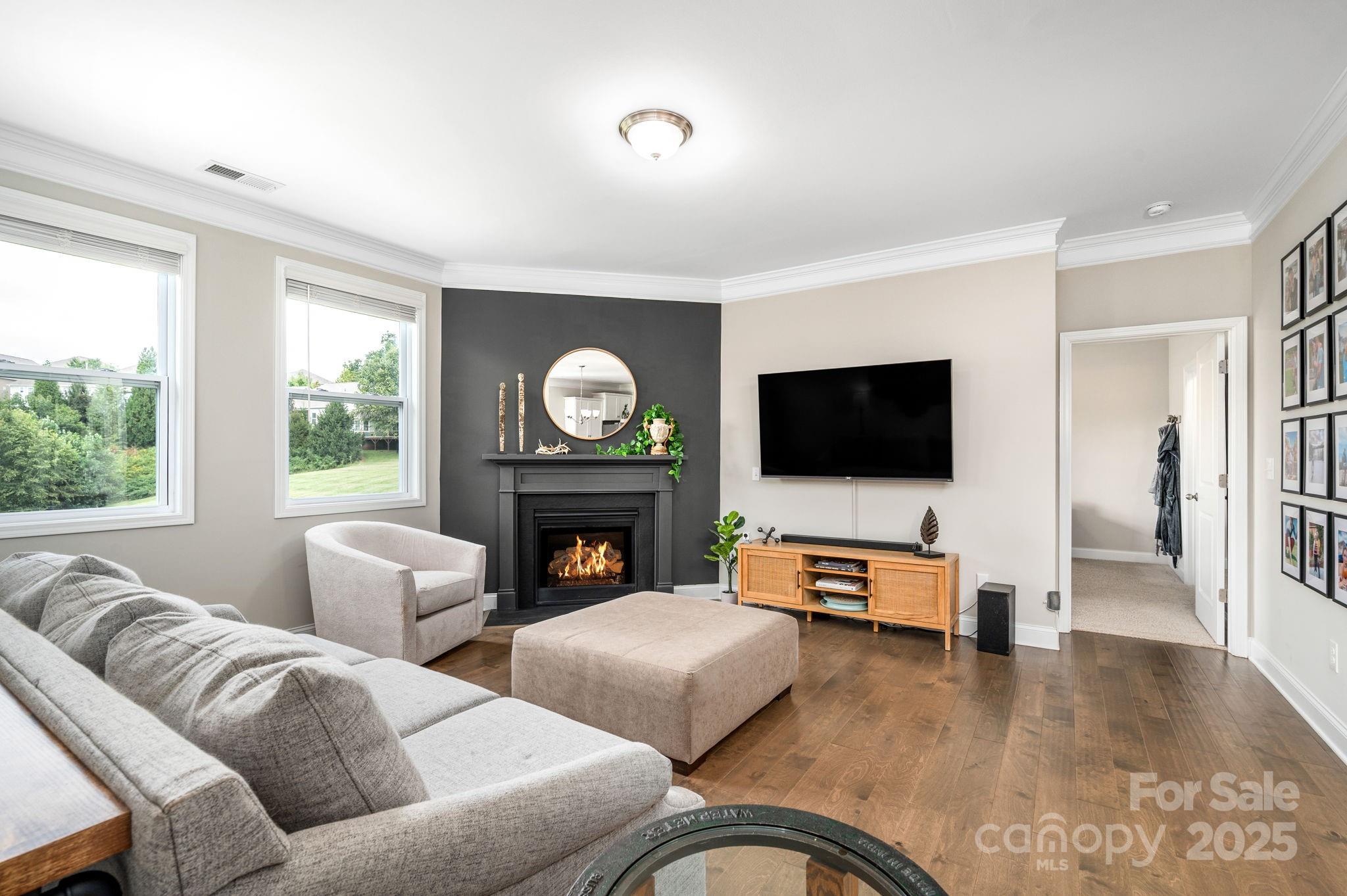 45 Dreambird Drive Property Photo 17