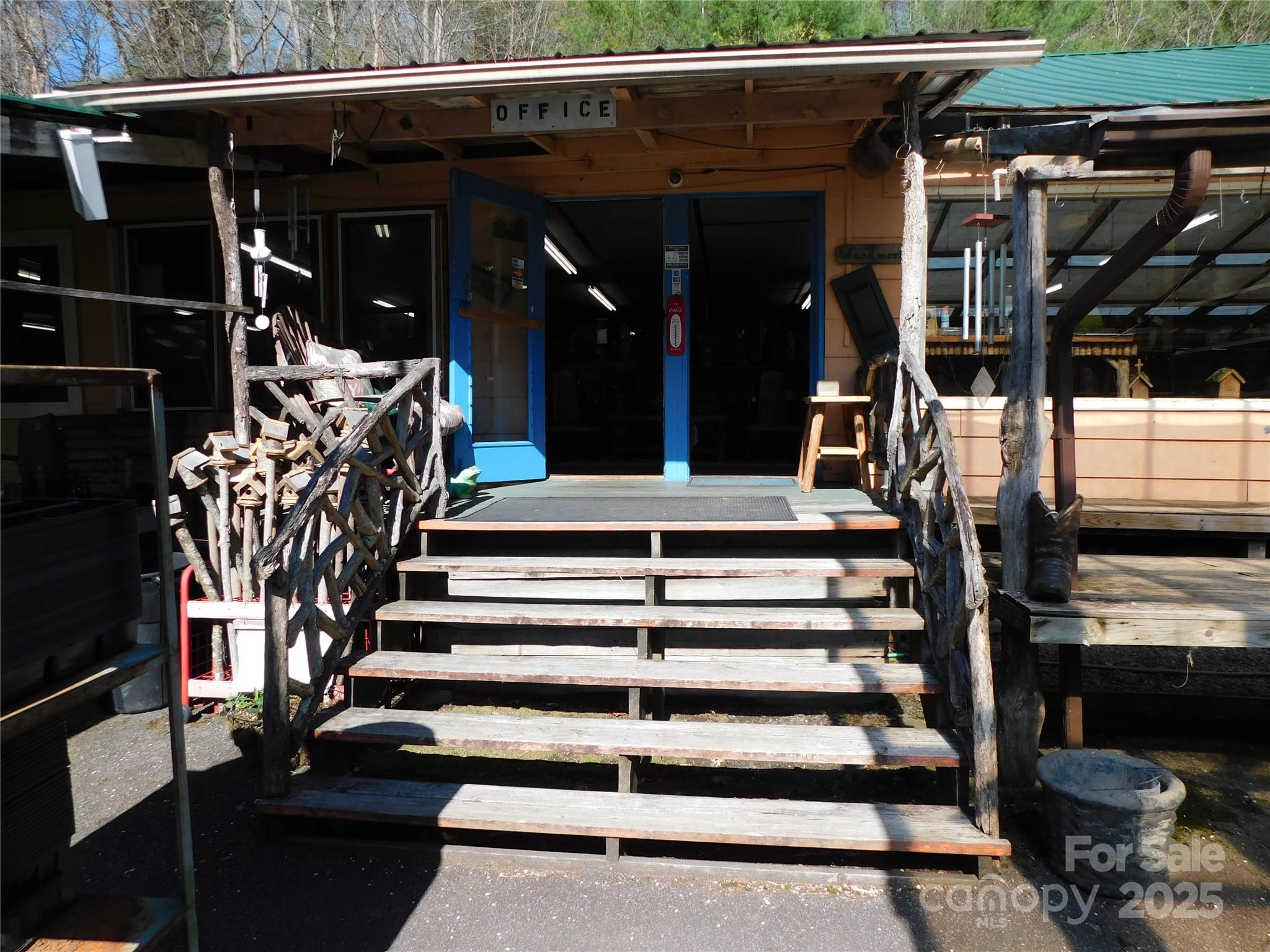 4294 Linville Falls Highway Property Photo 3