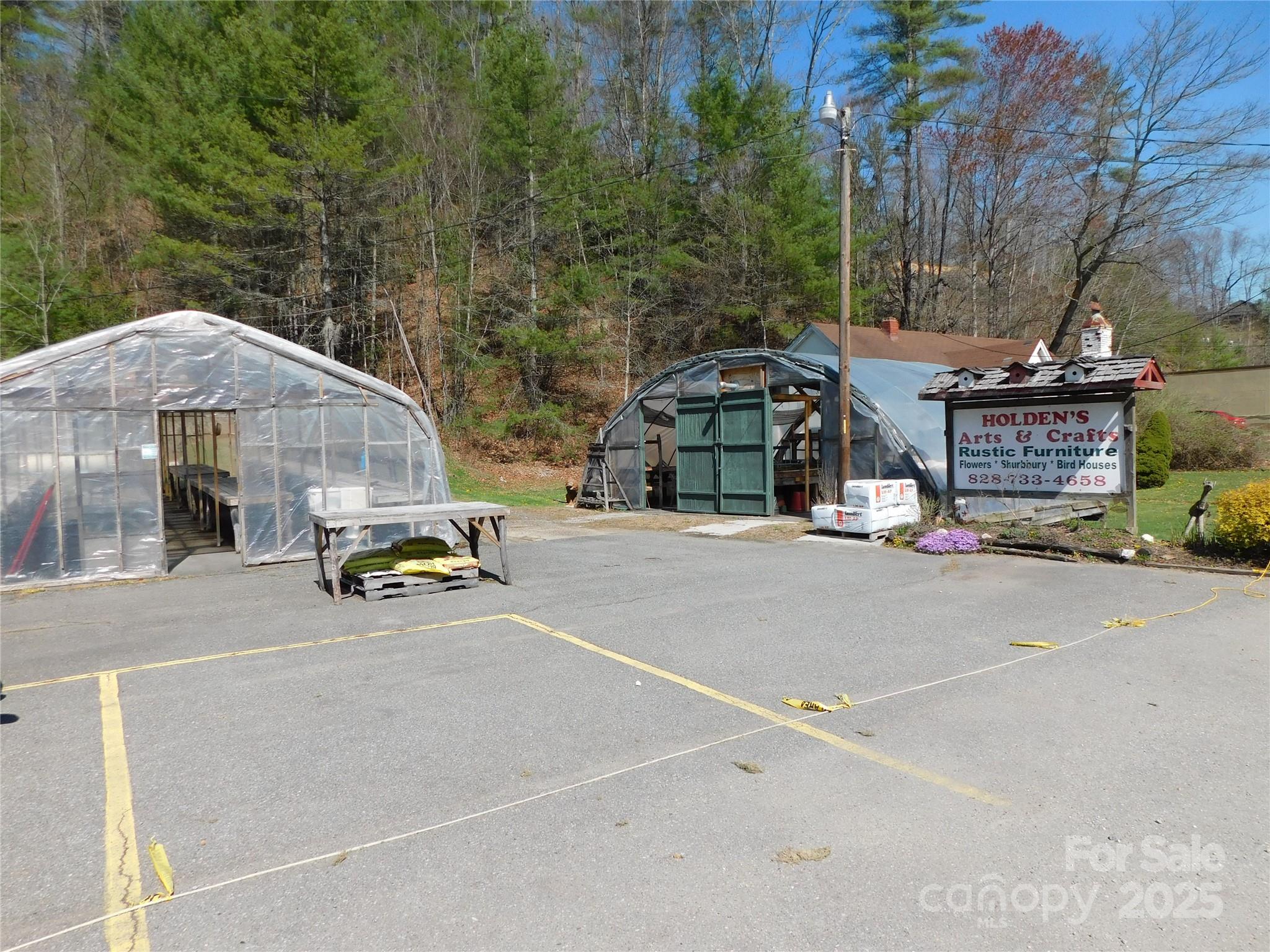 4294 Linville Falls Highway Property Photo 6